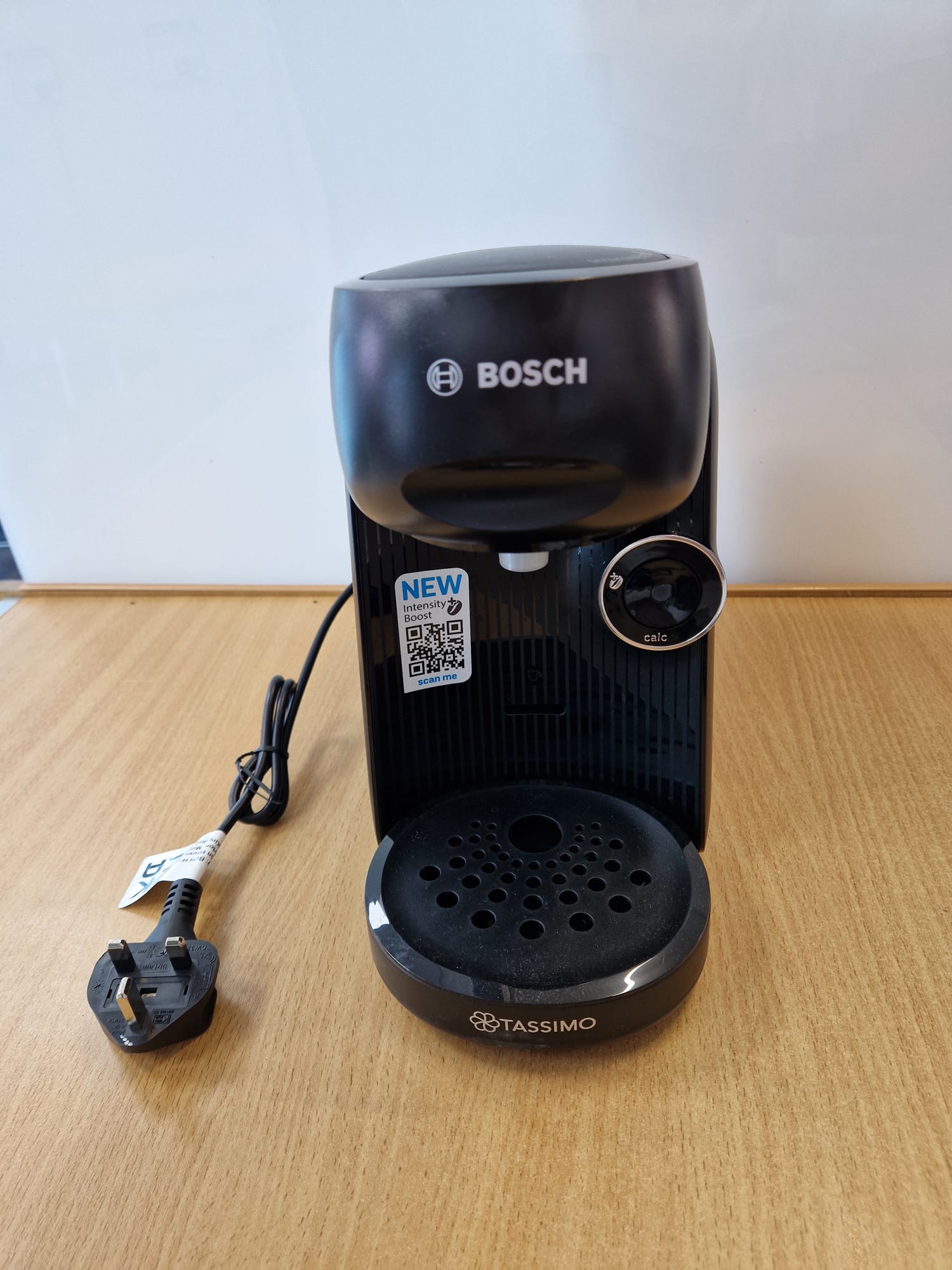 Product photo for Tassimo  Tassimo Finesse Coffee Machine - Unboxed Fantastic Condition 12M Warranty