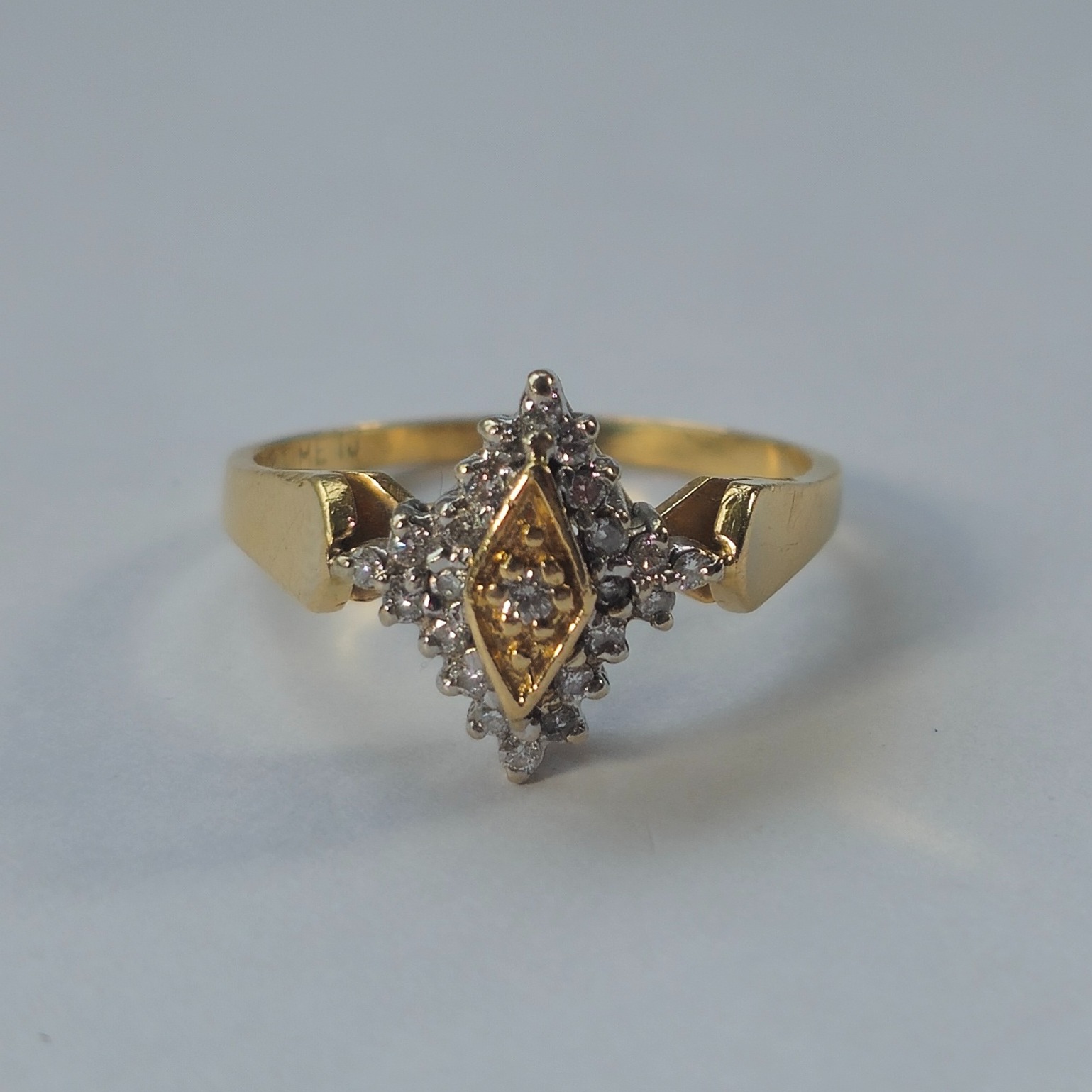 Product photo for 14ct Gold Kite Shape Diamond Cut Ring SizeN
