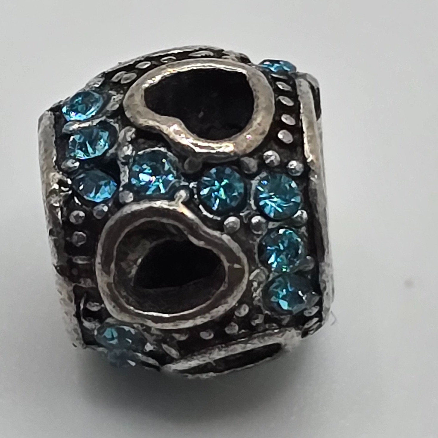 Product photo for Heart Bead Charm - Base Metal Unbranded