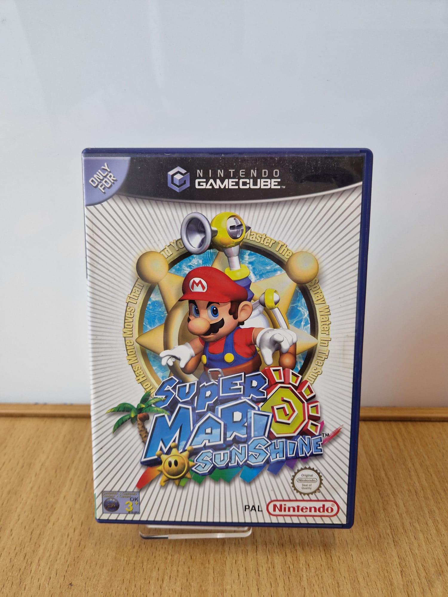 Product photo for Super Mario  Super Mario Sunshine GameCube in Case (No Manual)