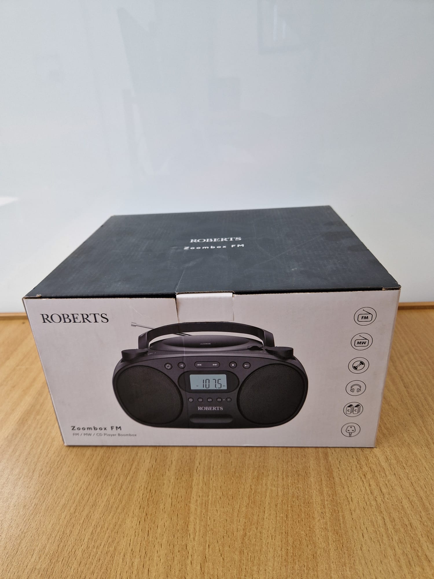 Product photo for Roberts ZoomboxFM - Brand New 12 Month Warranty