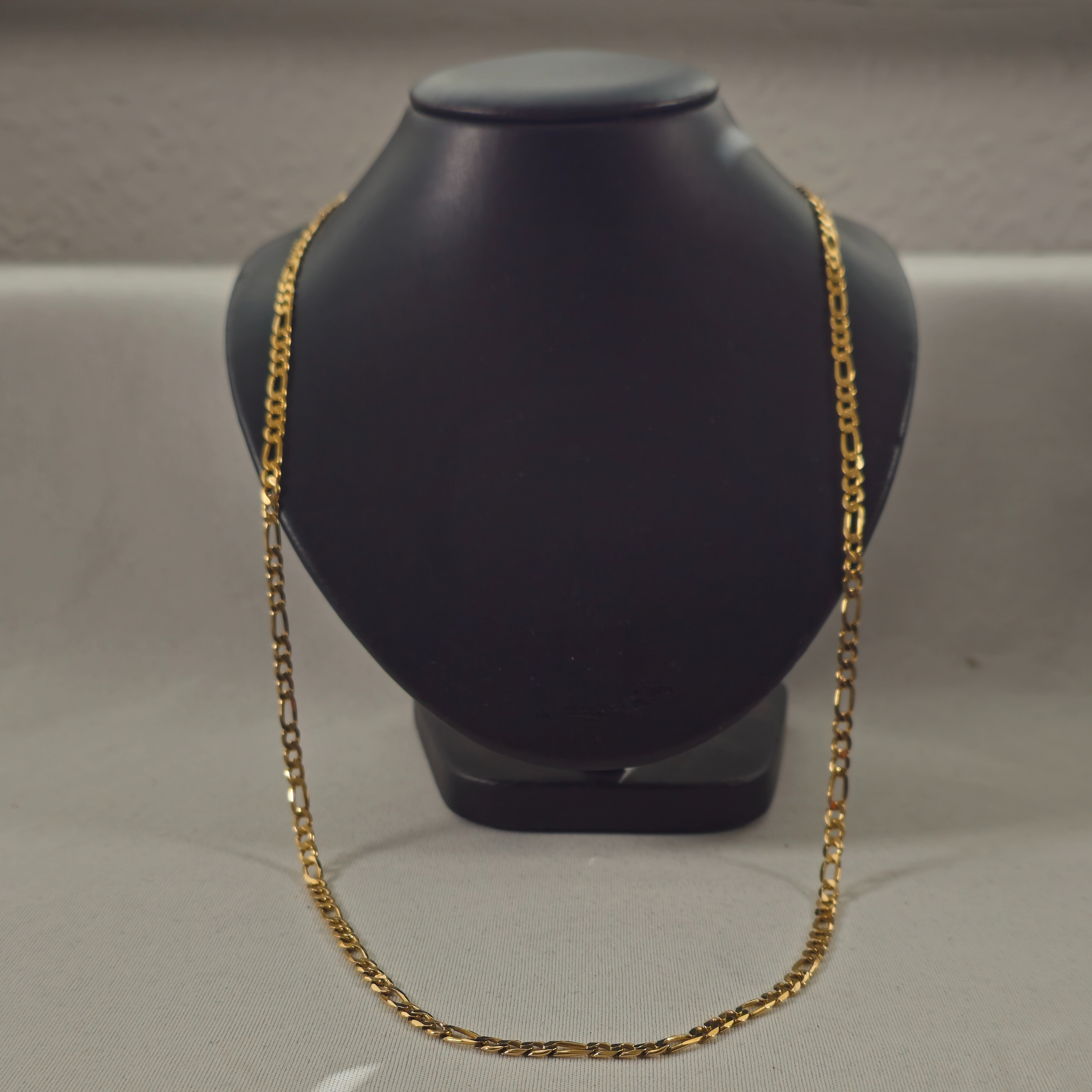 Product photo for 9ct Gold Figaro Chain 26.3