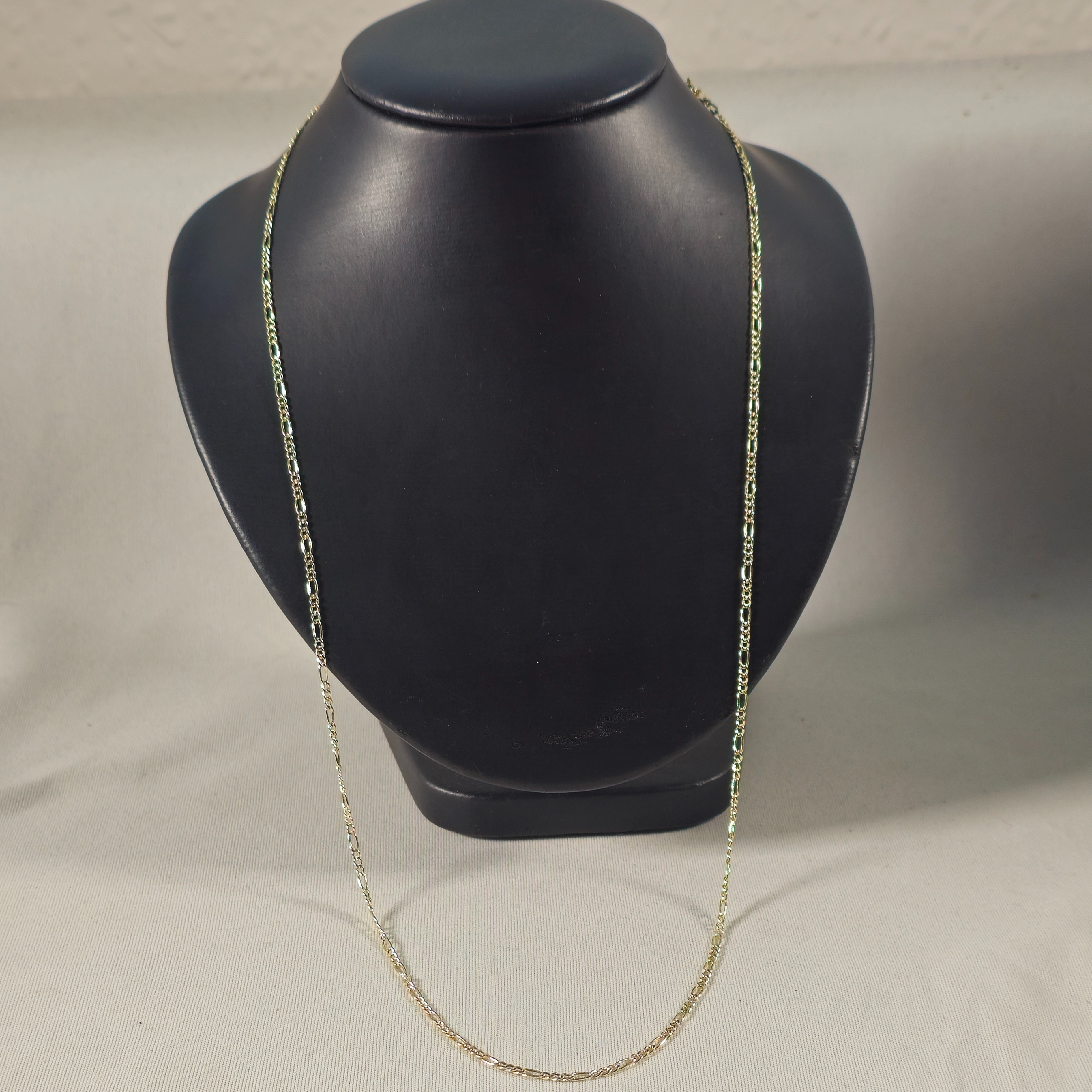 Product photo for 9ct Gold Hollow Figaro Chain 24.21