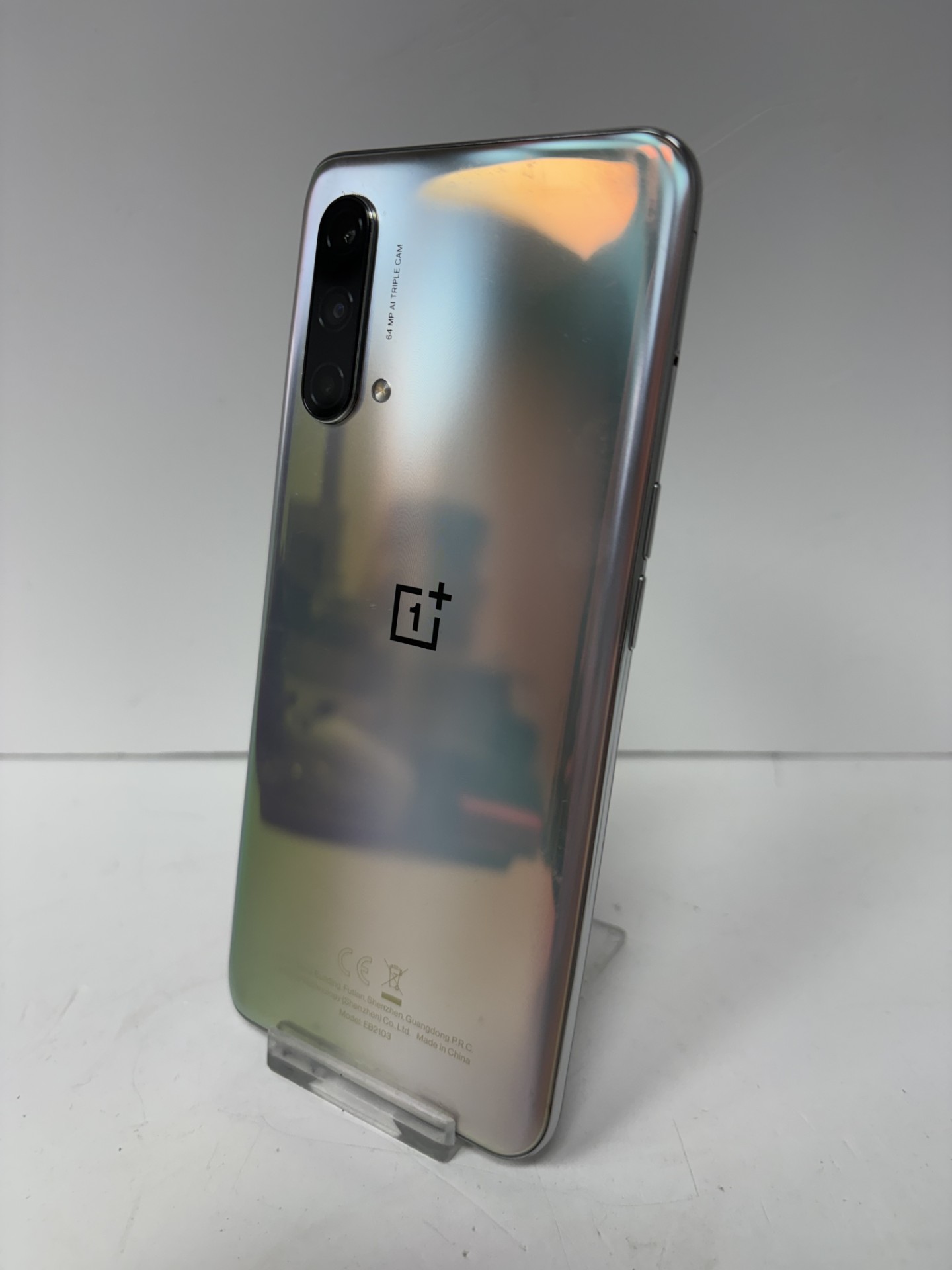 Product photo for one plus ONE PLUS NORD EB2103 256GB SILVER UNBOXED WITH BLACK CASE	
