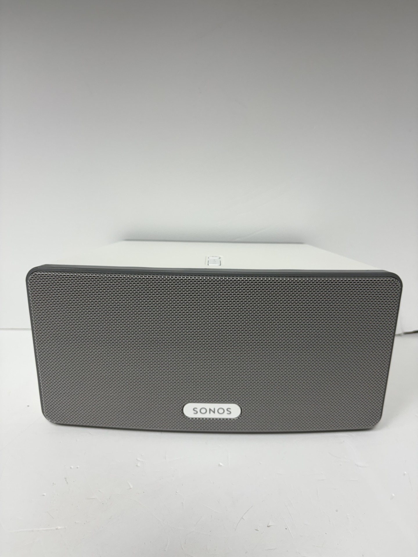 Product photo for sonos play 3 speaker unboxed