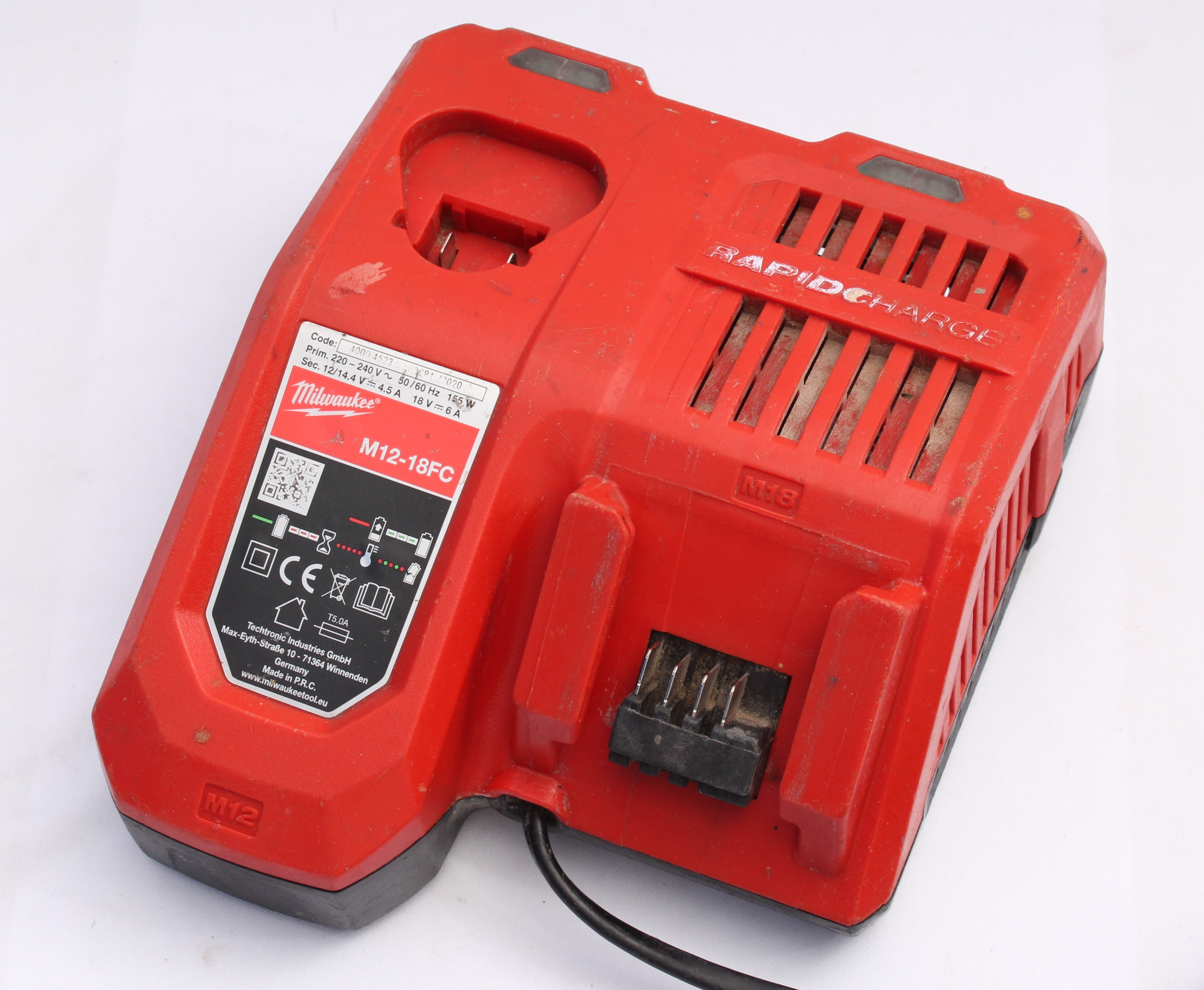 Product photo for Milwaukee M12-18FC Dual Rapid Battery Charger (U)