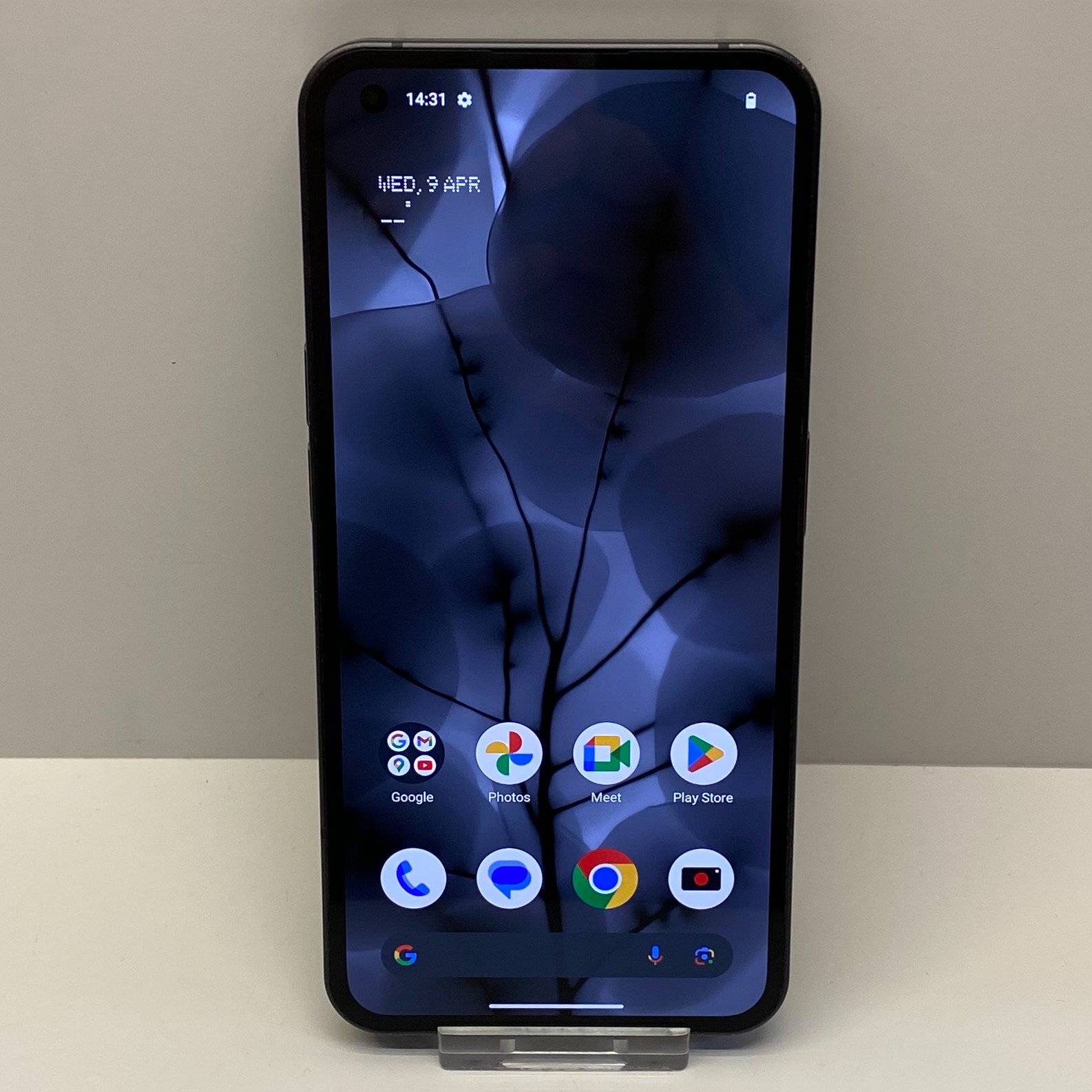 Product photo for Nothing Phone (1) Unlocked 128GB Dual SIM
