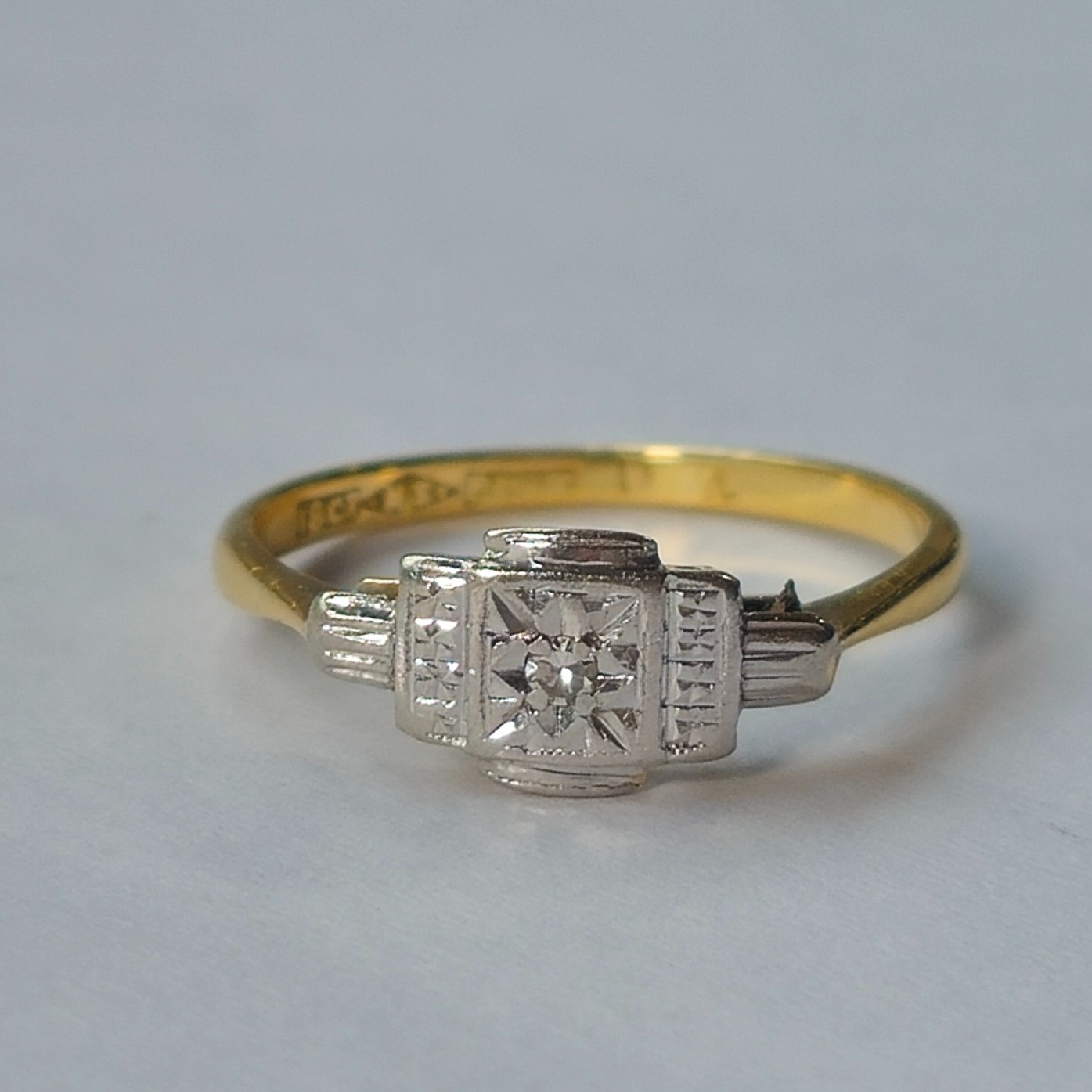 Product photo for 18ct Platinum & Yellow Gold Diamond Northern Star Setting Vintage Ring Size K