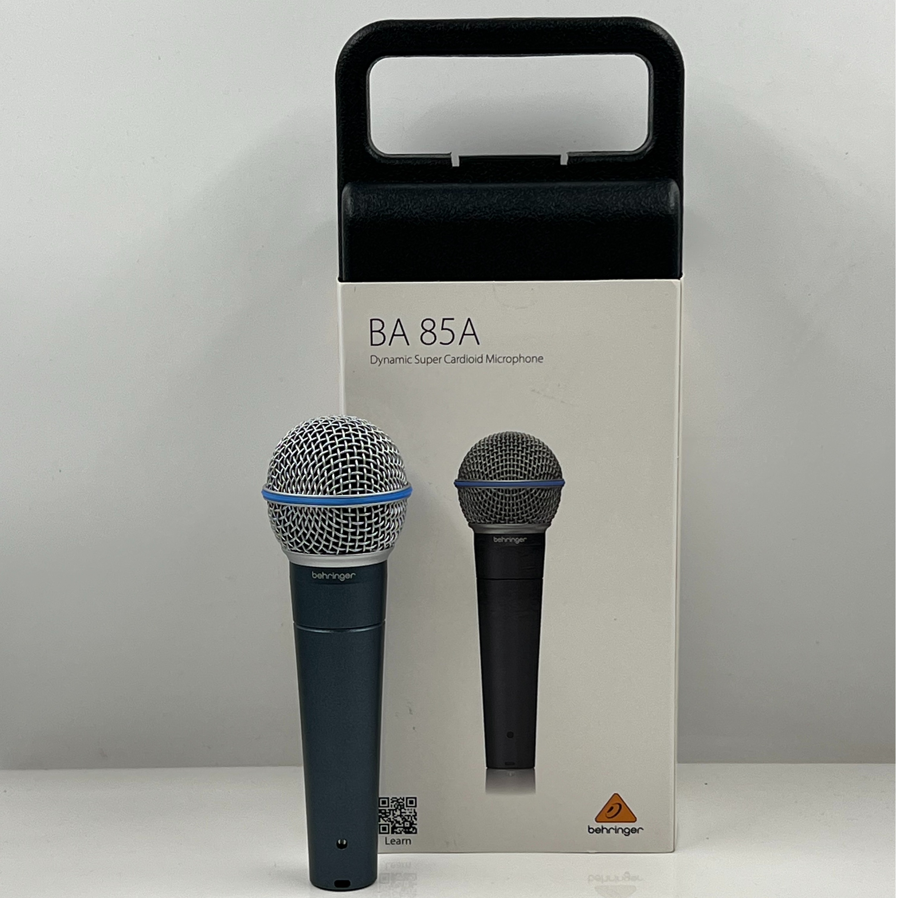 Product photo for BEHRINGER BA 85A DYNAMIC SUPER CARDIOID MICROPHONE - IN CARRY CASE