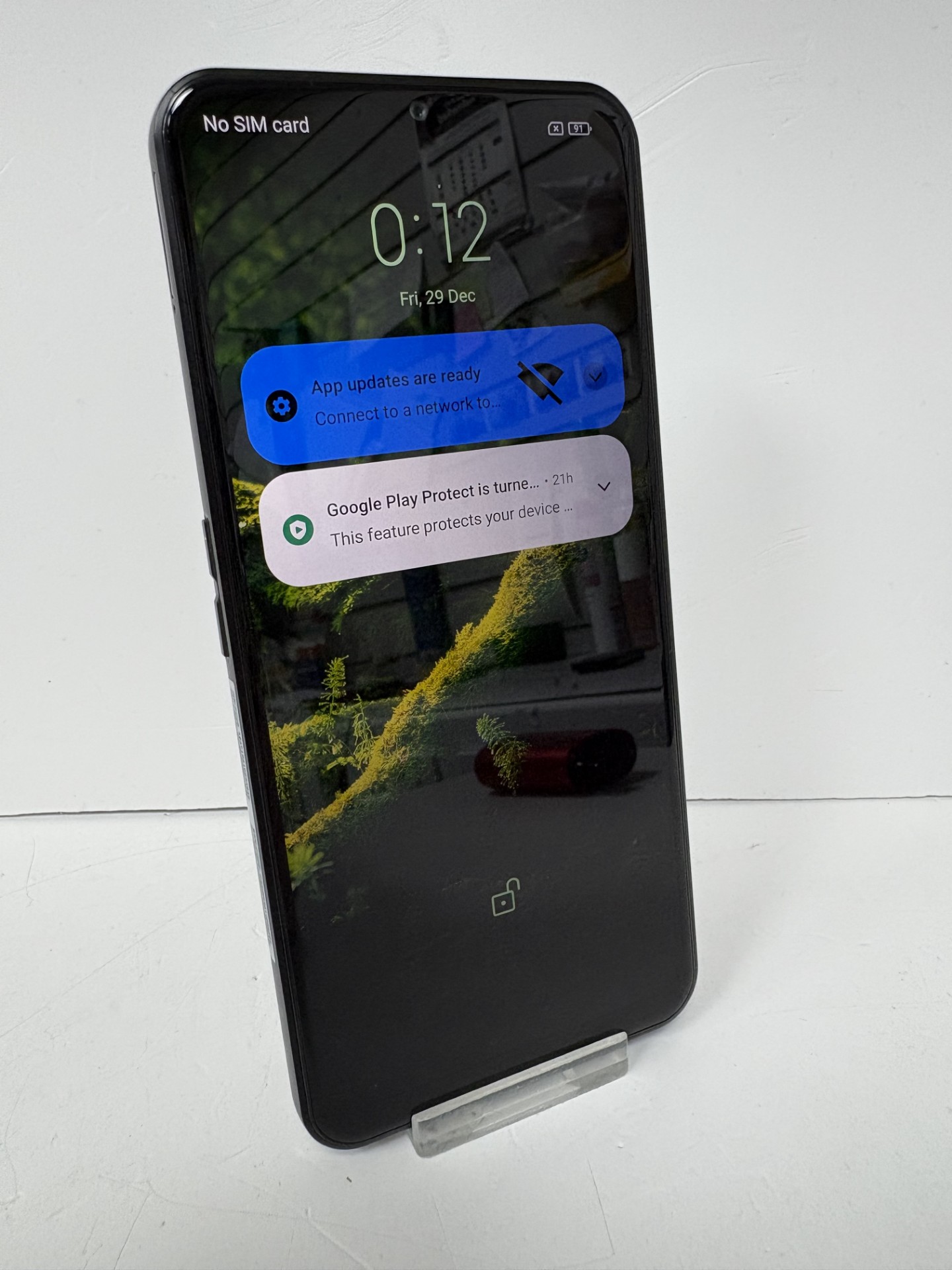 Product photo for EMPORIA ME6 128GB BLACK UNLOCKED UNBOXED
