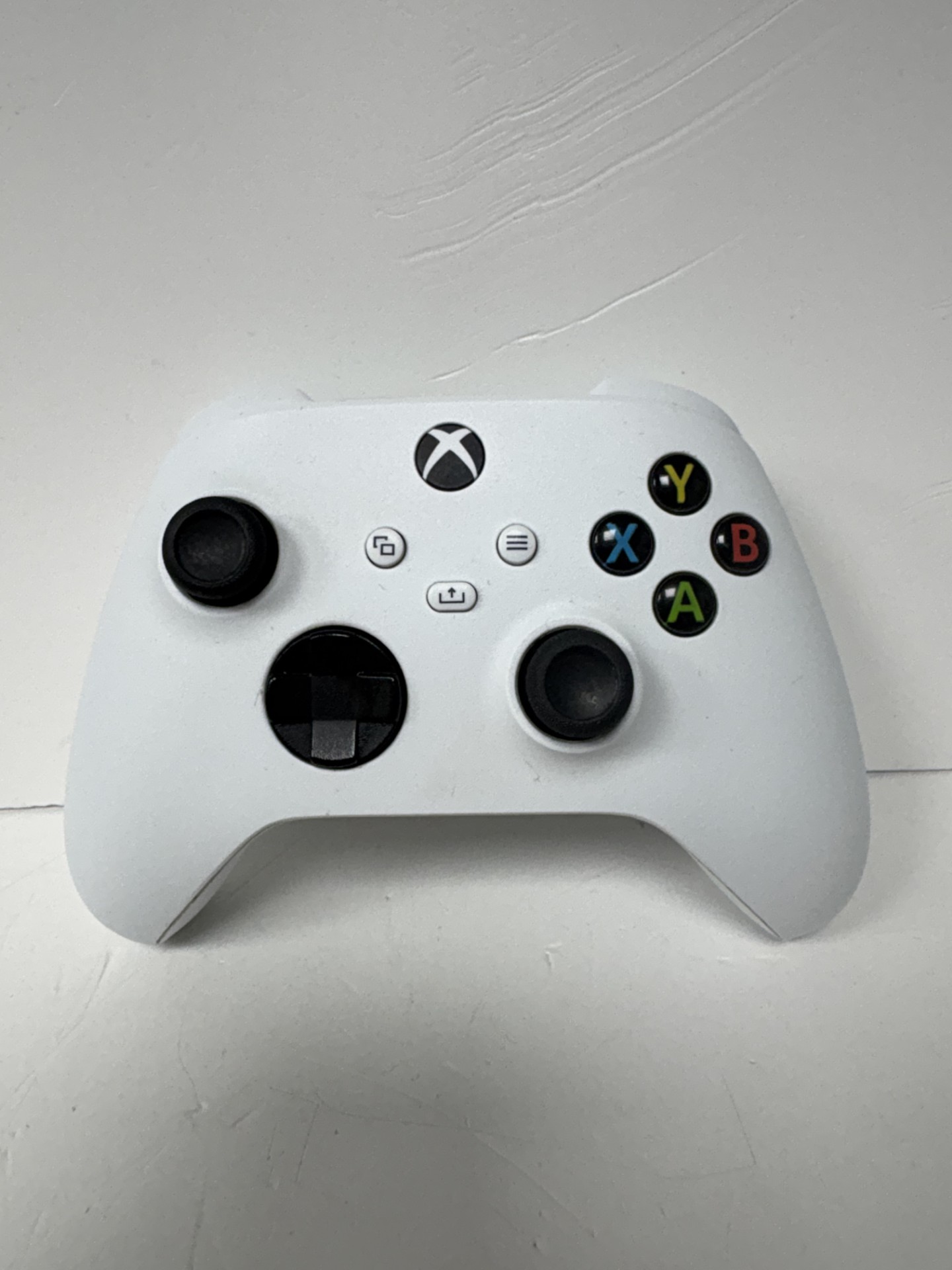 Product photo for xbox series S/X controller with venom battery and cover unboxed white