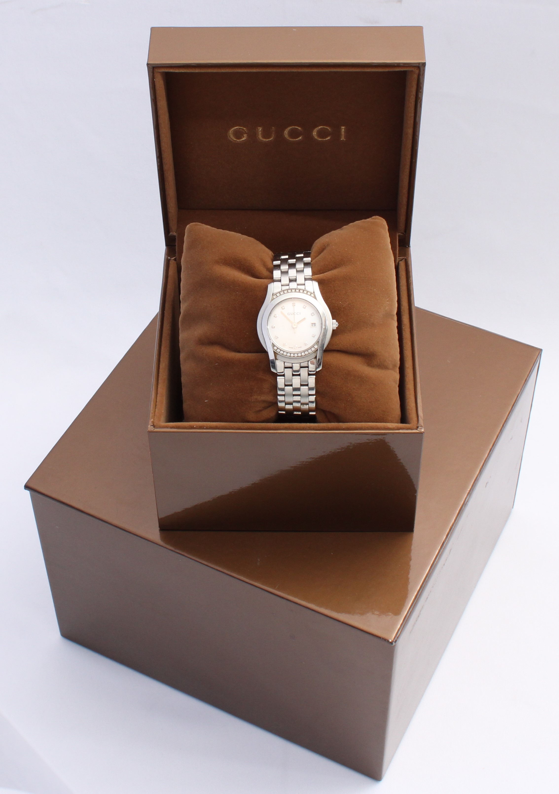 Product photo for Gucci 5500L Mother of Pearl Face Ladies Wristwatch