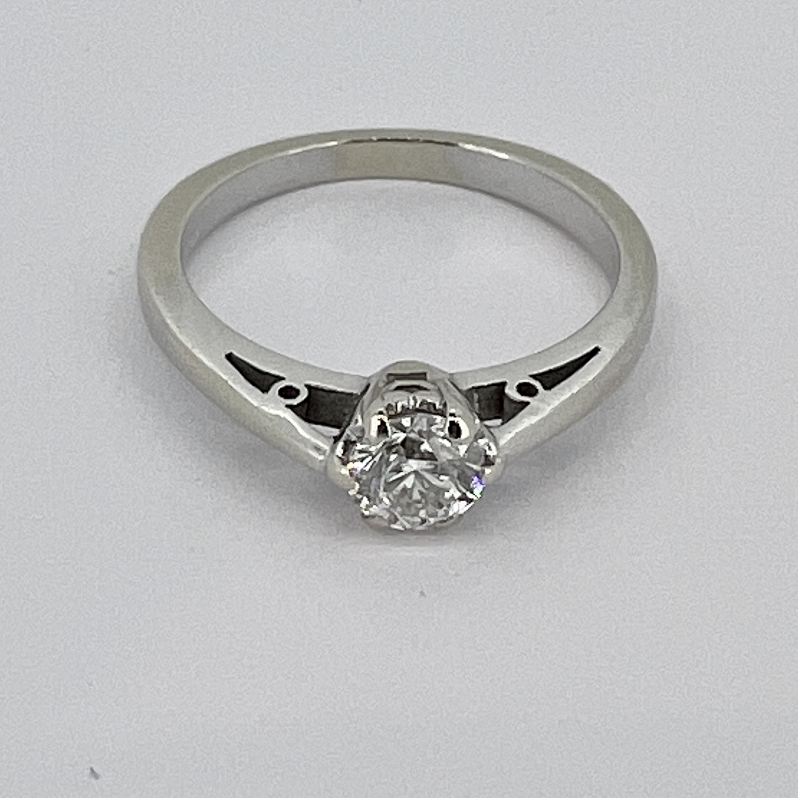 Product photo for Approx. 33pt NATURAL DIAMOND SOLITAIRE IN 18ct WHITE GOLD RING (M:WAFK)