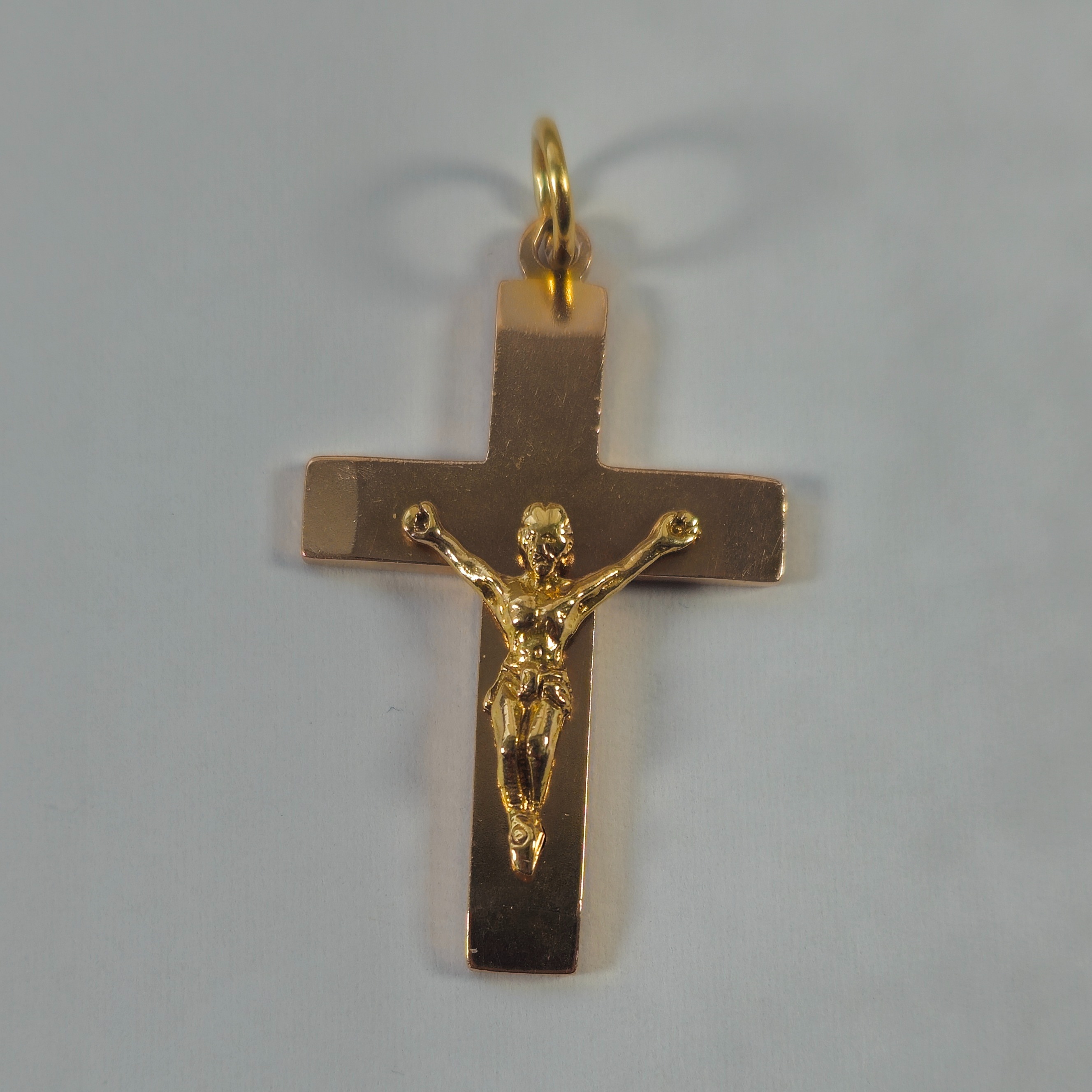 Product photo for 9ct Gold Cross Pendant