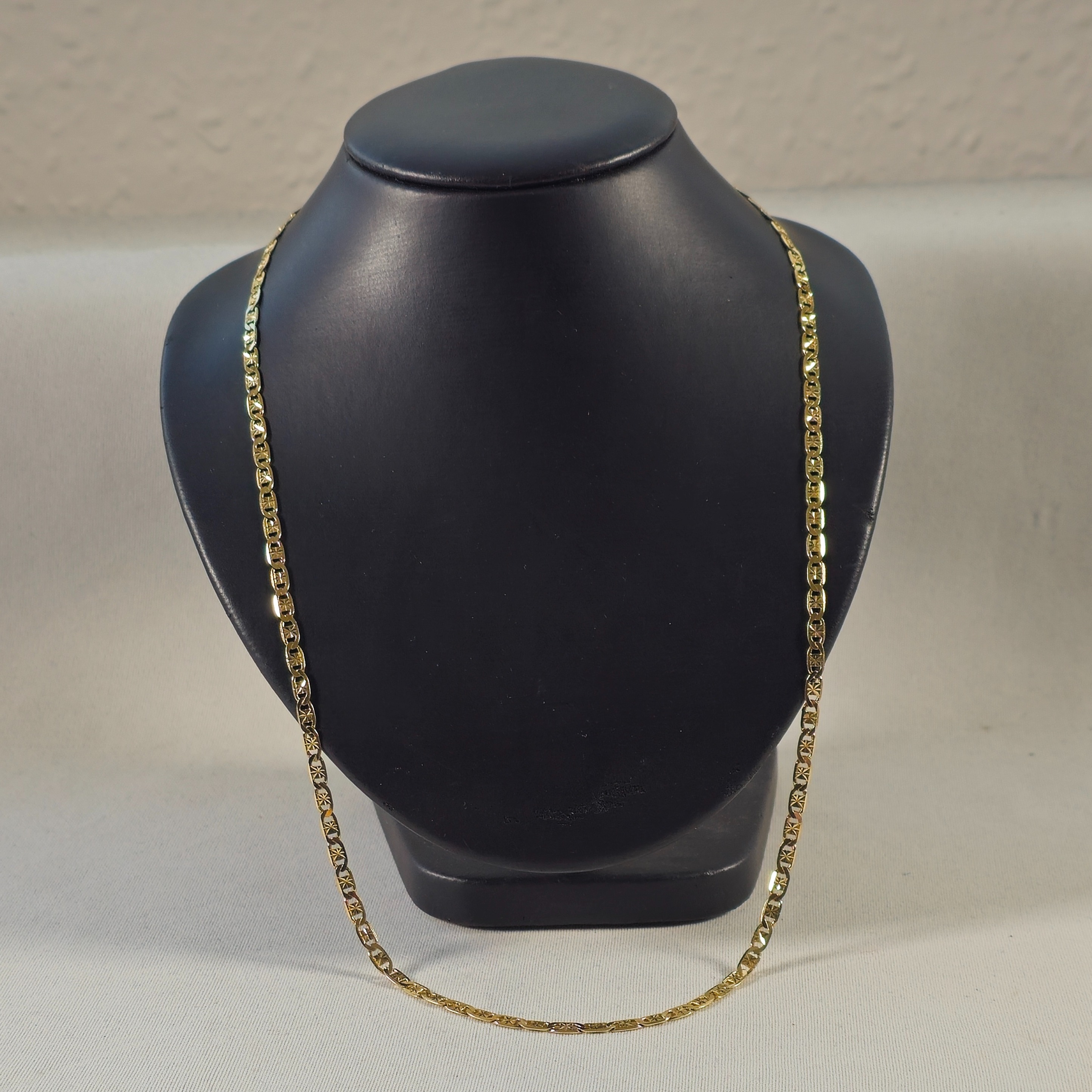 Product photo for 14ct Gold Star Gucci / Mariner Link Chain 22.2