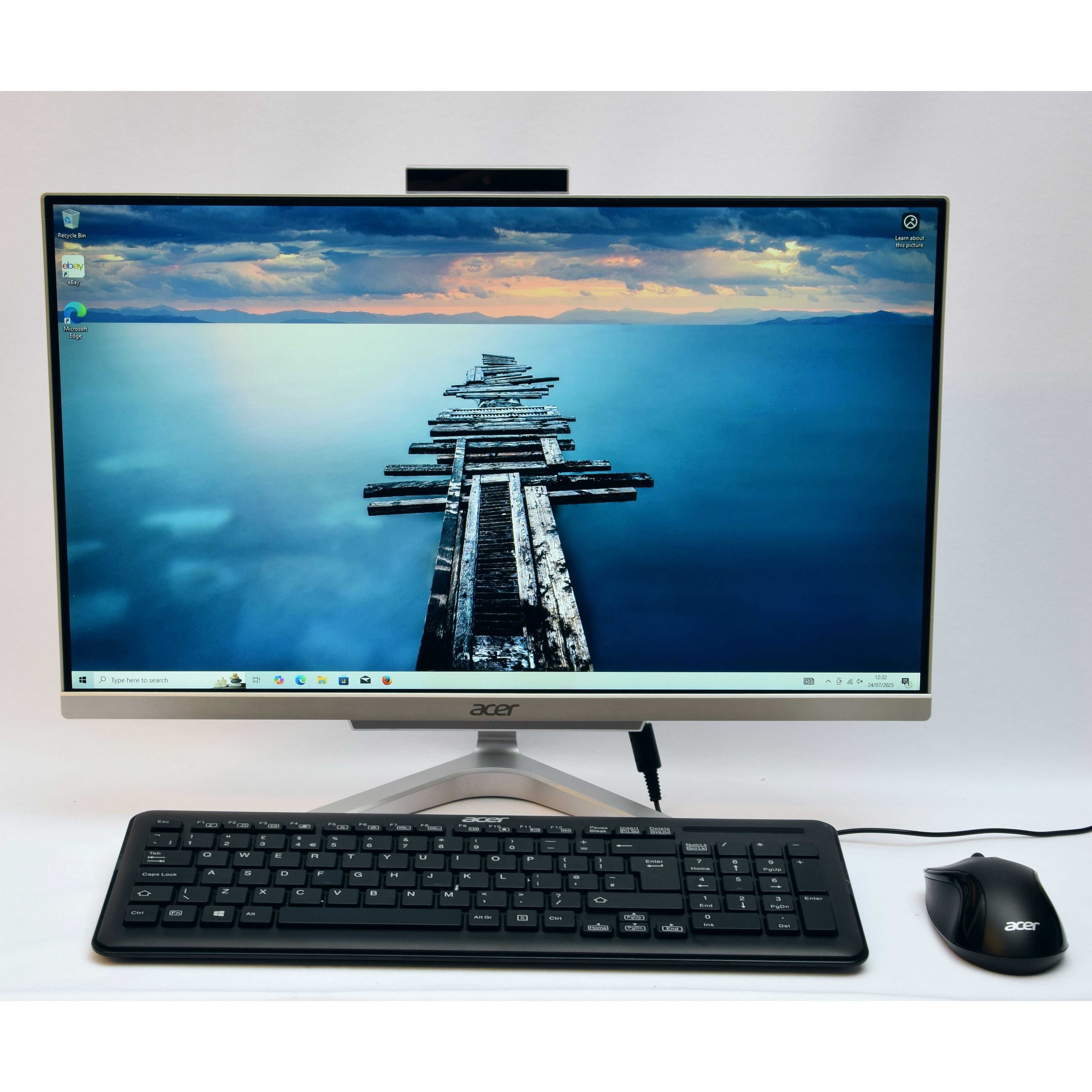 Product photo for Acer Aspire C22-860 AIO Desktop PC 21.5