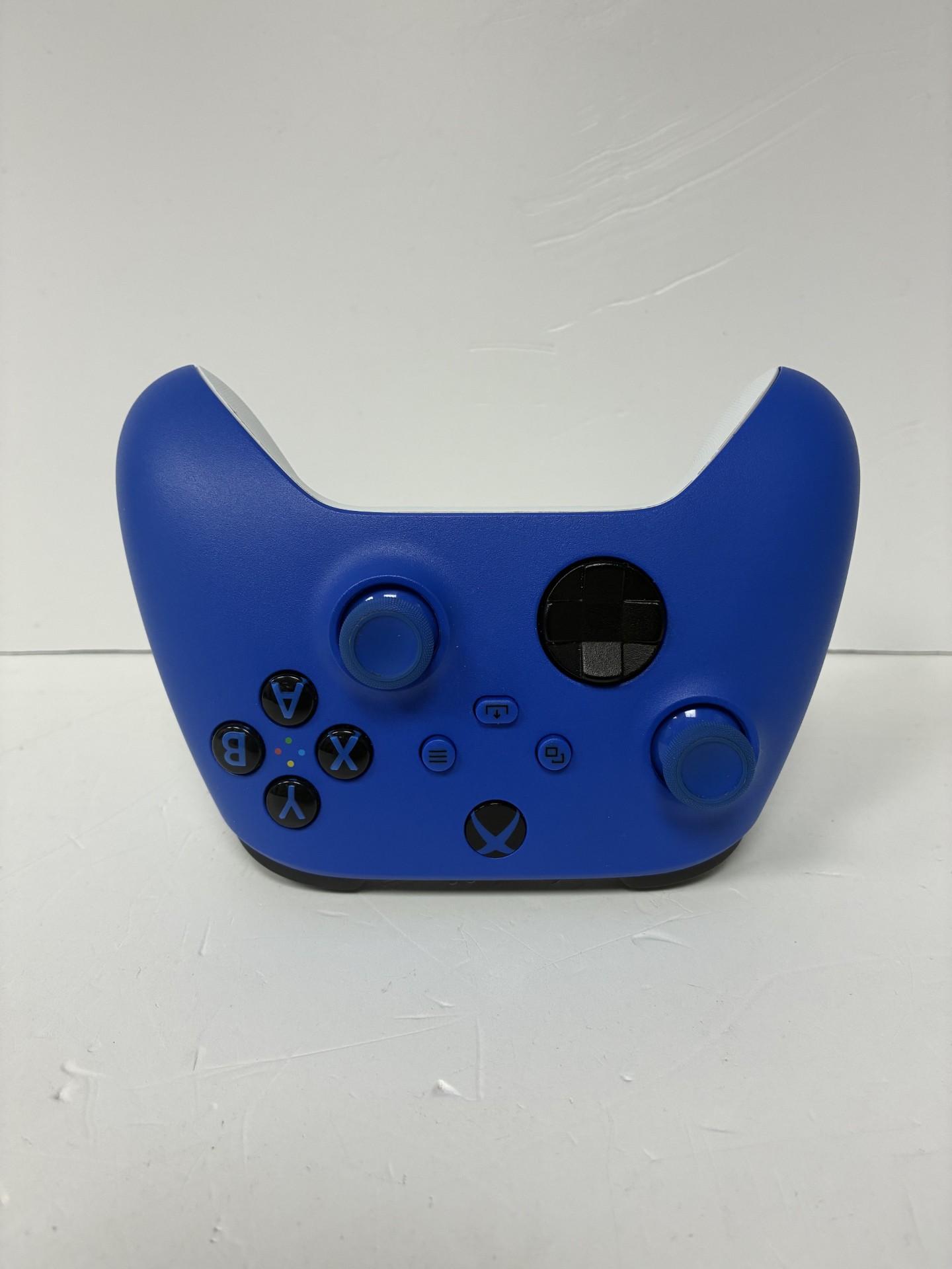 Product photo for XBOX SERIES/X CONTROLLER BLUE UNBOXED