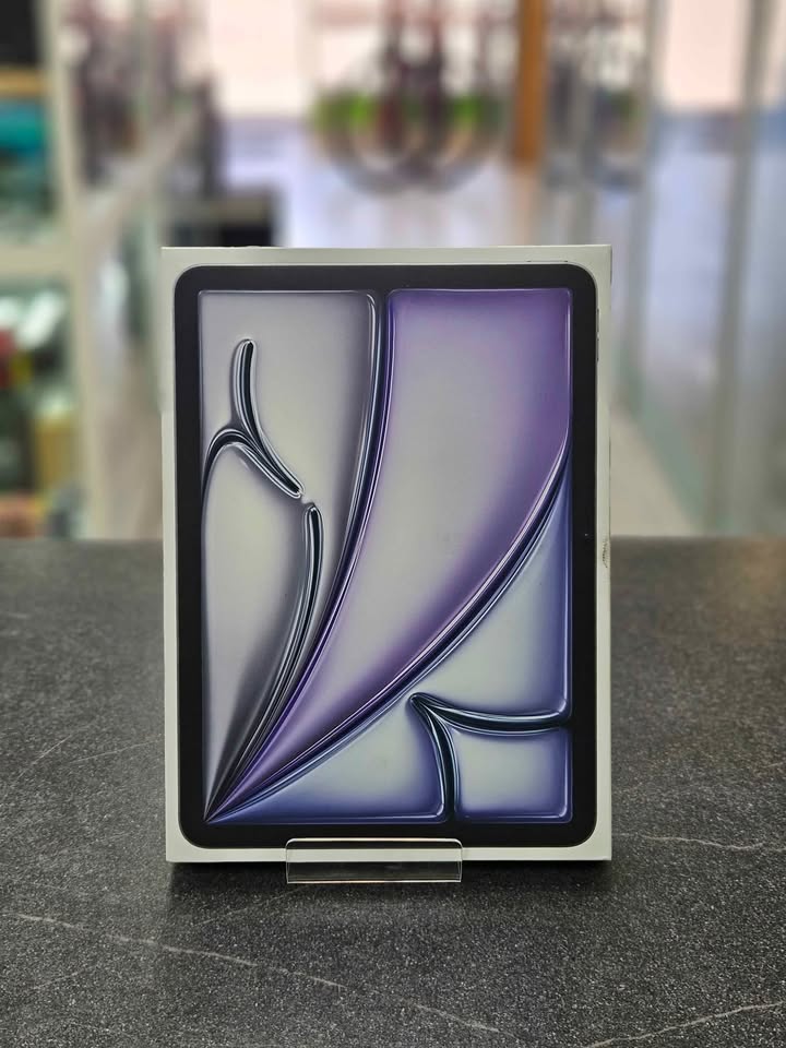 Product photo for Apple iPad Air 11 M3 128GB WiFi 2025