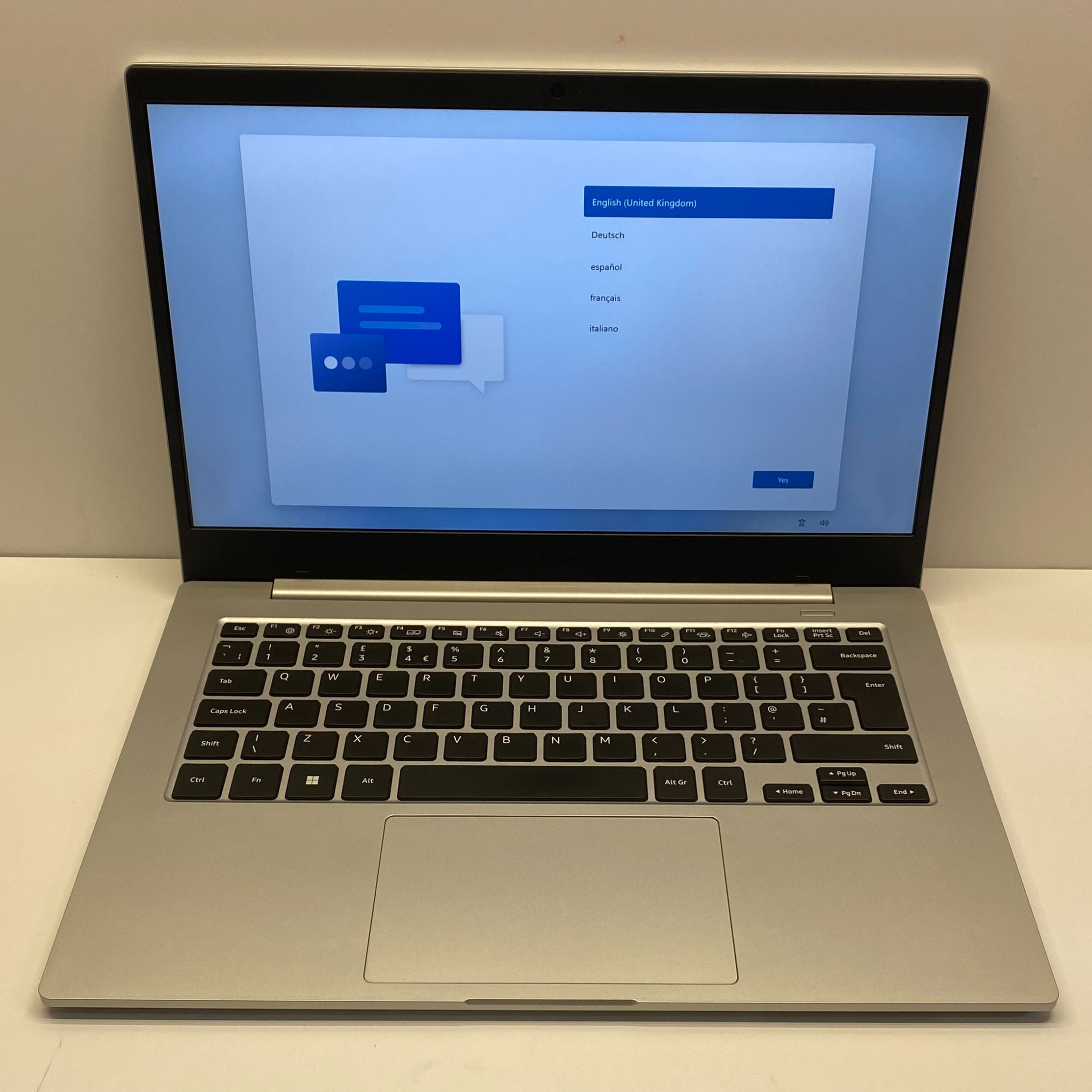 Product photo for Samsung Galaxy Book2 Go 5G 14.9