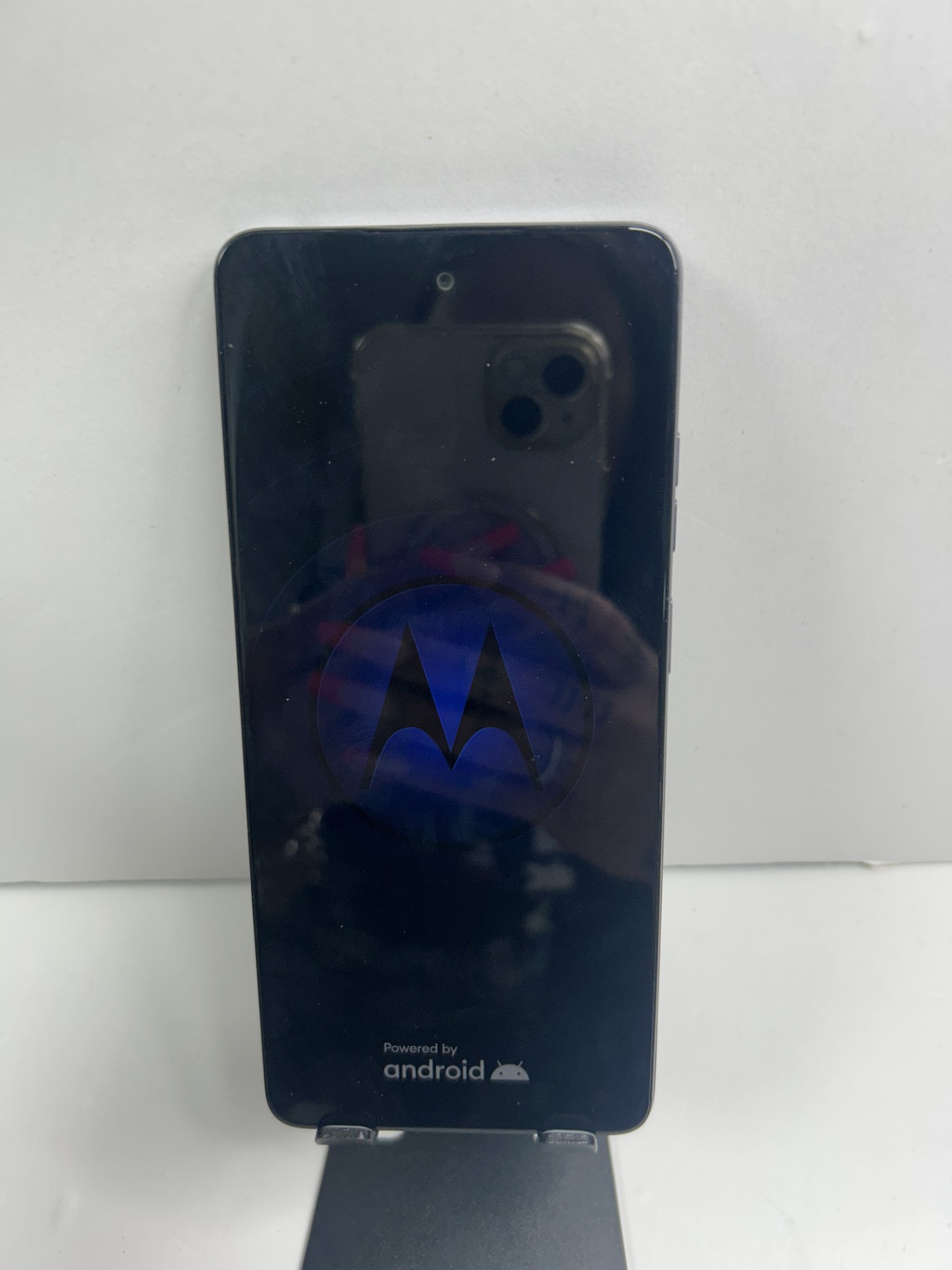 Product photo for MOTOROLA G40 64GB PURPLE UNLOCKED UNBOXED