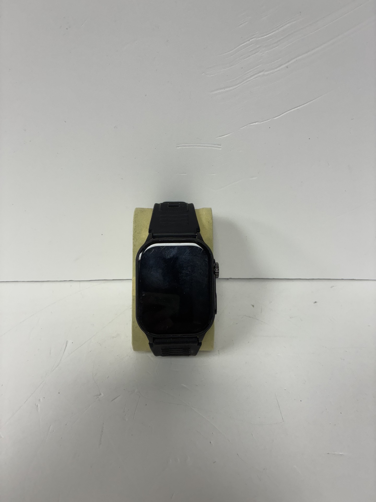 Product photo for SPORTS SMART WATCH BLACK UNBOXED
