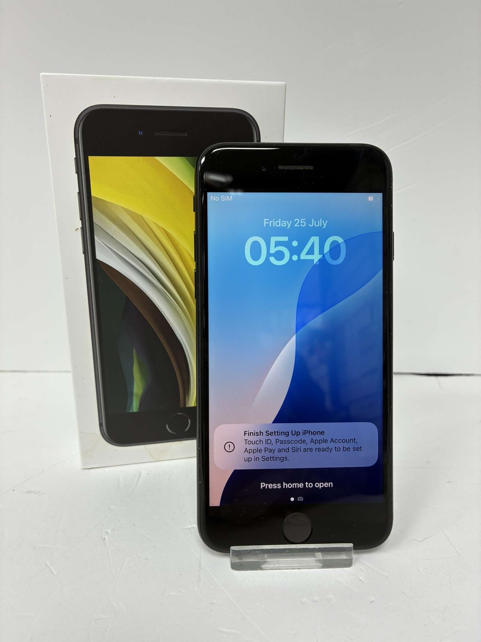 Product photo for IPHONE SE 2ND GEN 64GB BLACK 71%BATTERY HEALTH NEEDS A SERVICE BOXED