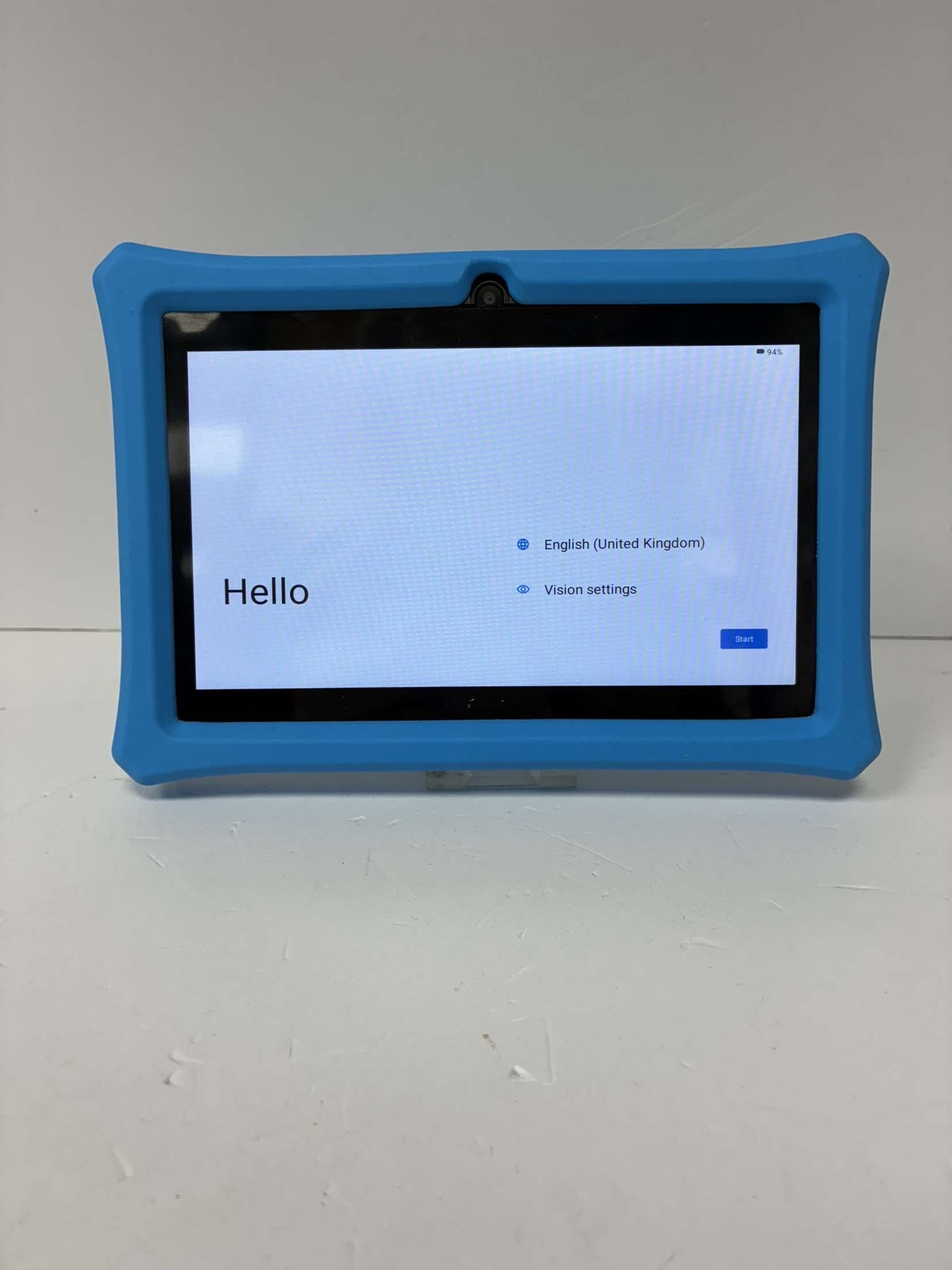 Product photo for touch 7 tablet 32gb black with blue case uunboxed