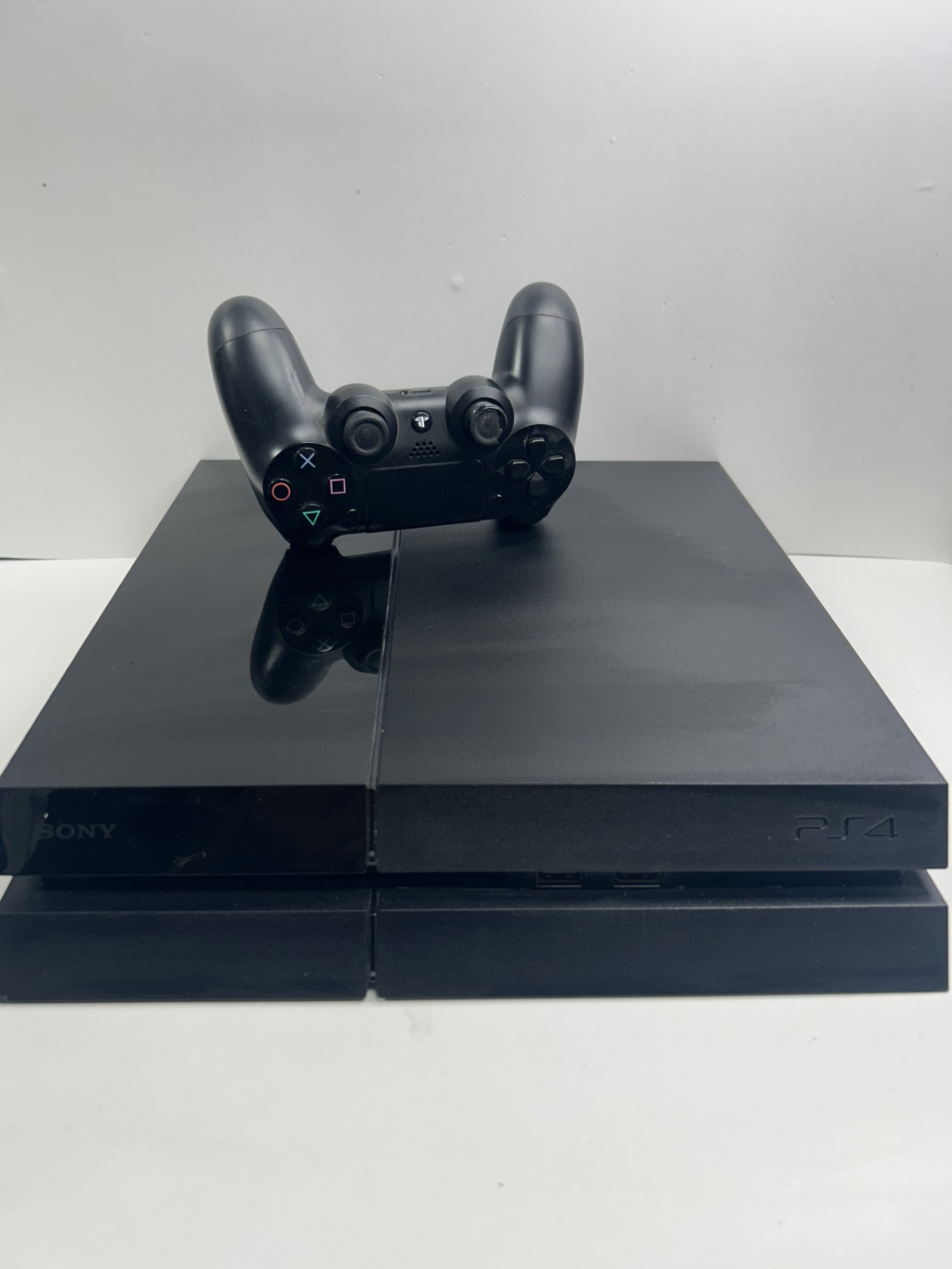 Product photo for Sony PlayStation ps4 original 500gb black boxed