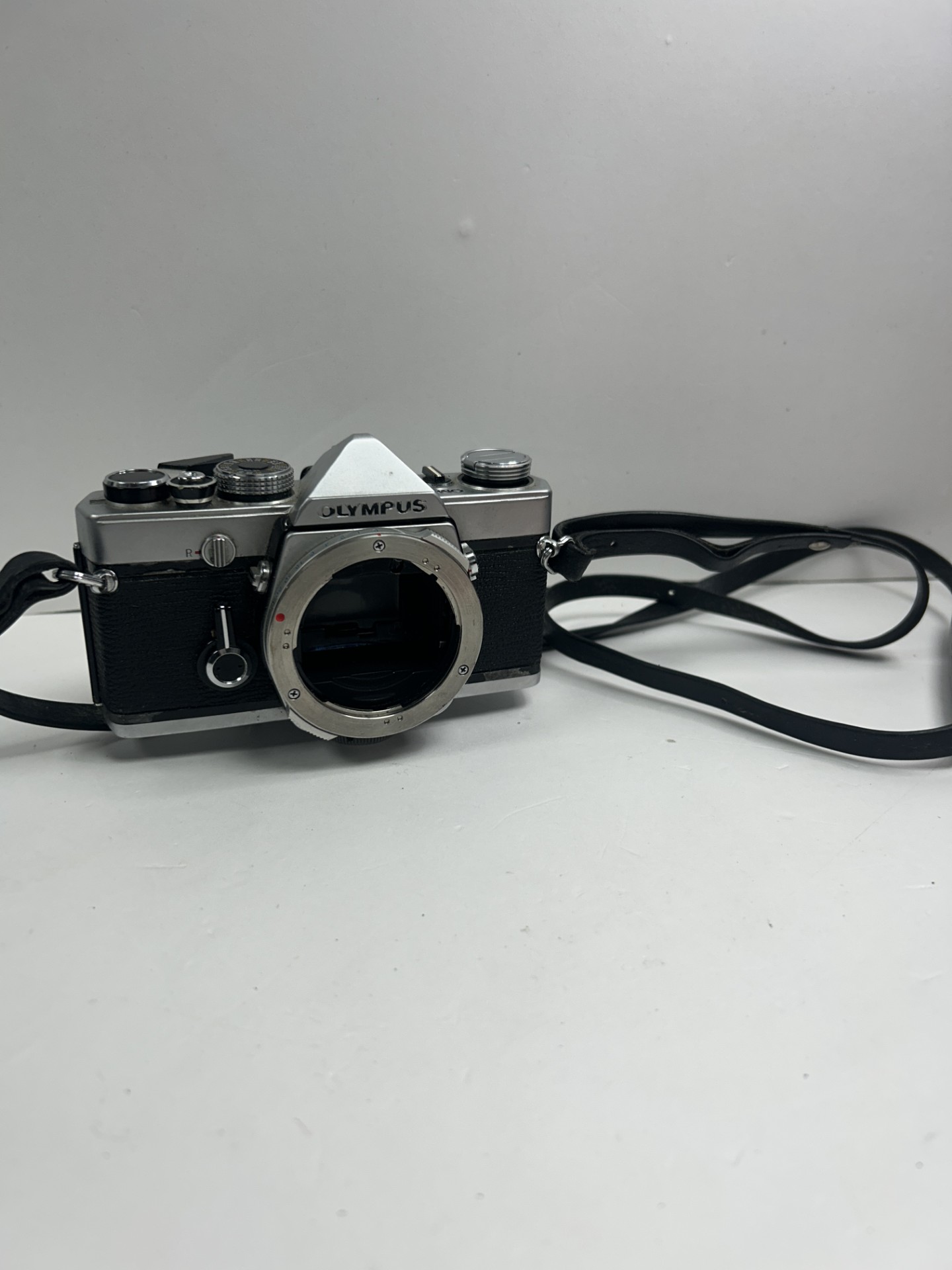 Product photo for OLYMPUS CAMERA NO LENSE OLDER MODEL
