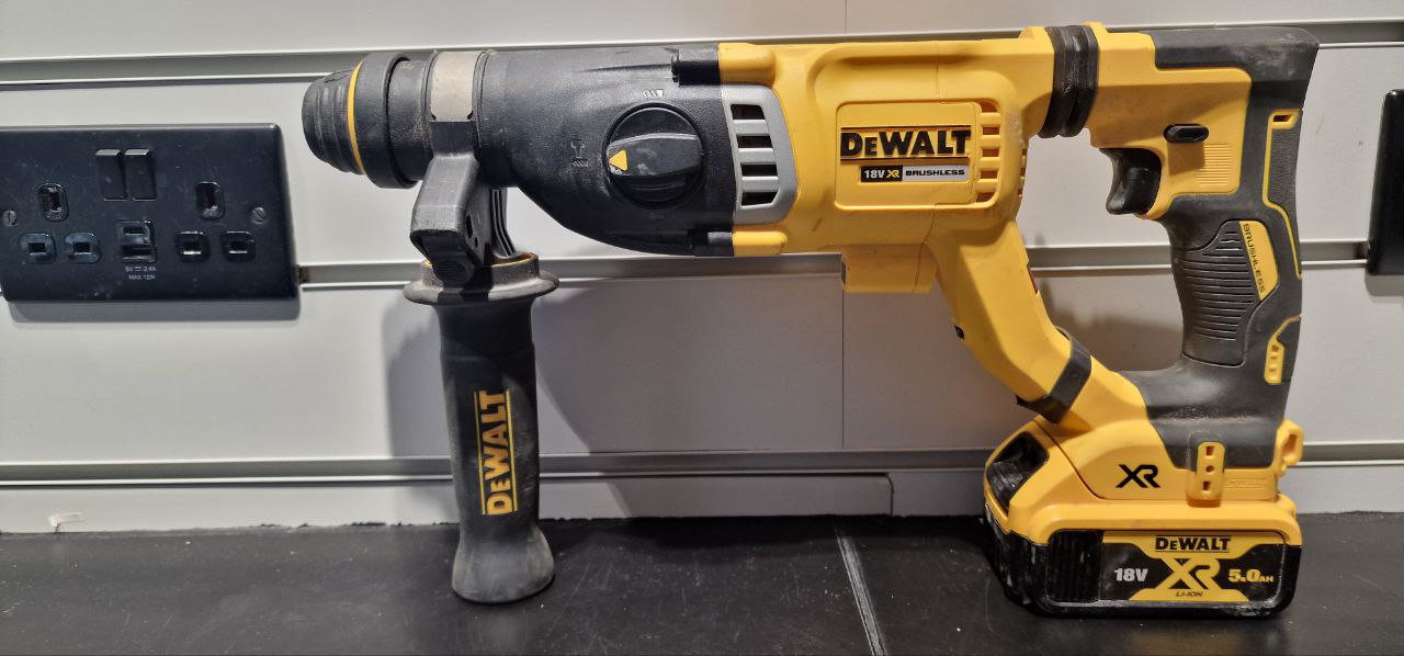 Product photo for Dewalt DCH263 18v Brushless SDS Hammer Drill 3 Mode 3J Heavy Duty 1x5ah BATTERY