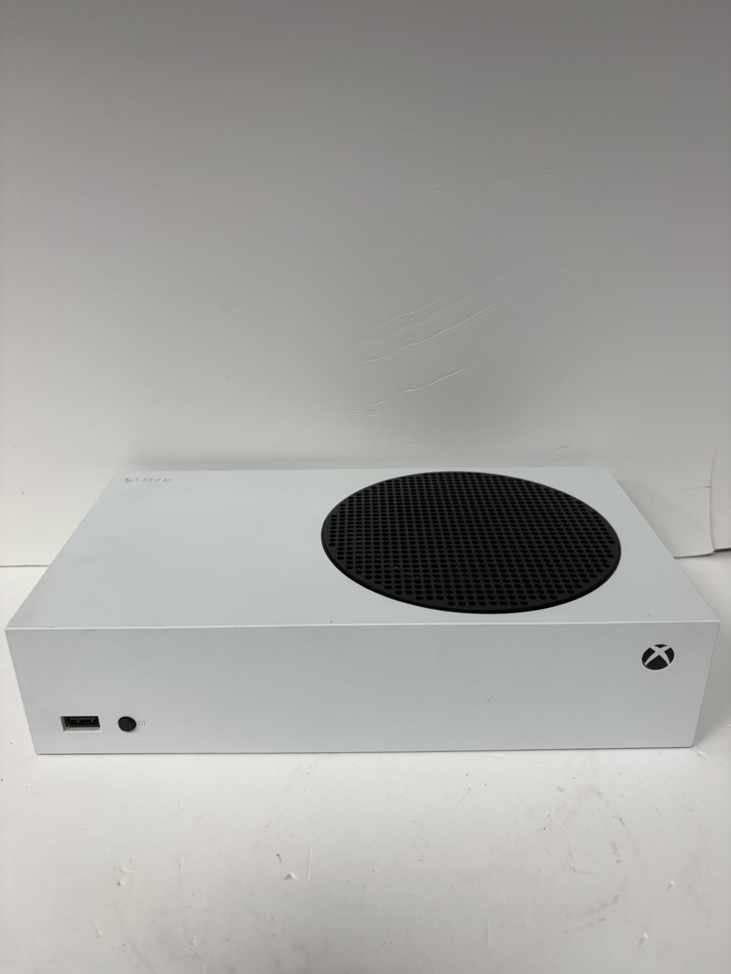 Product photo for xbox series s console 512gb white unboxed