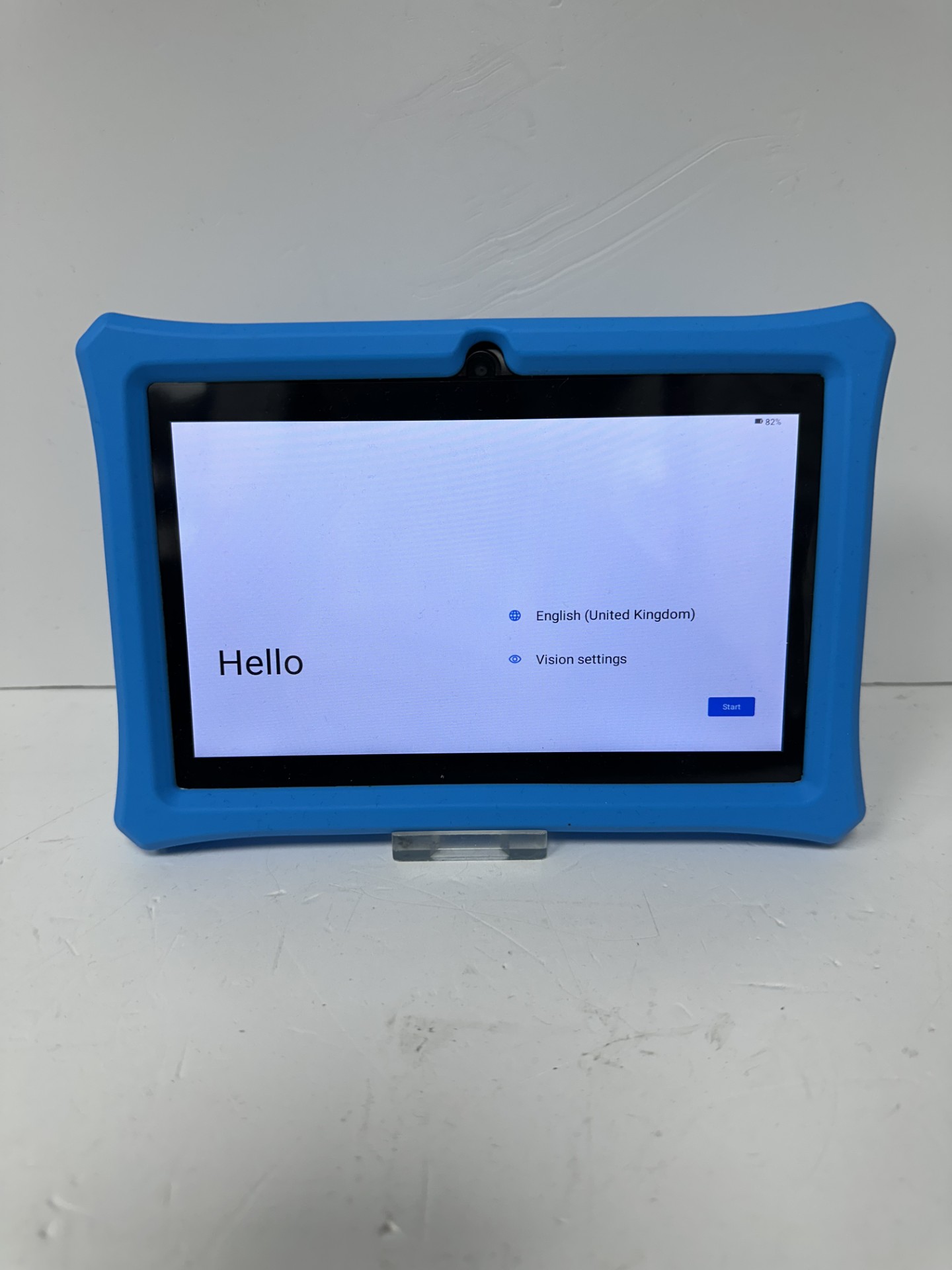 Product photo for touch 7 tablet 32gb black with blue case