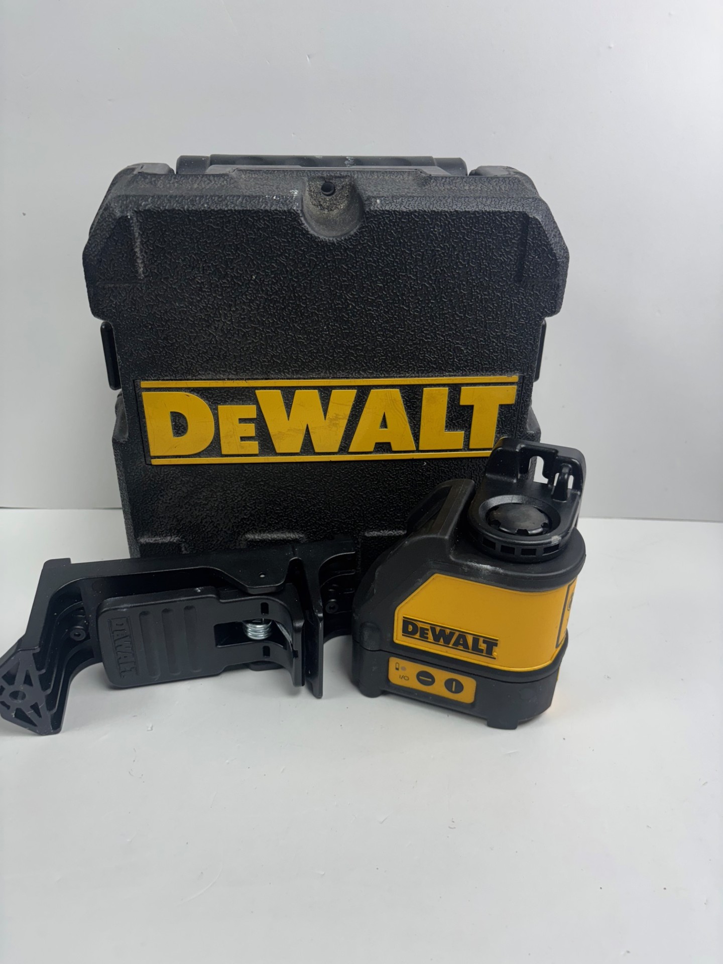 Product photo for dewalt red lazer
