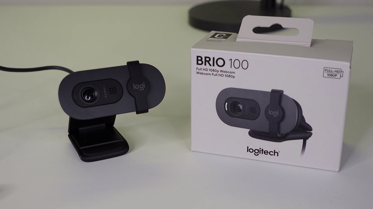 Product photo for Logitech BRIO 100 HD Web Cam
