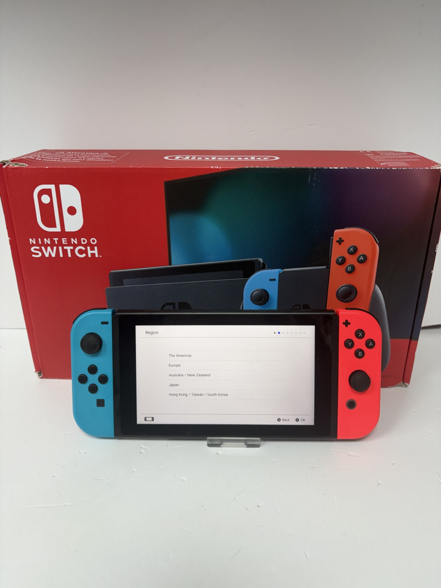 Product photo for Switch nintendo switch 32gb with docking station and charger boxed