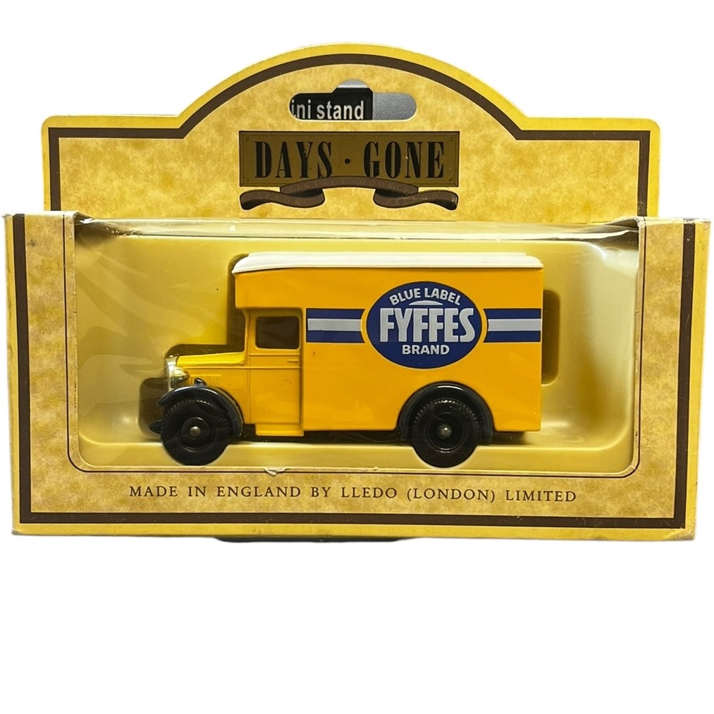 Product photo for Boxed: Lledo Days Gone - 1934 Dennis Parcels Van Fyffes (Ages 3+, Die-Cast)