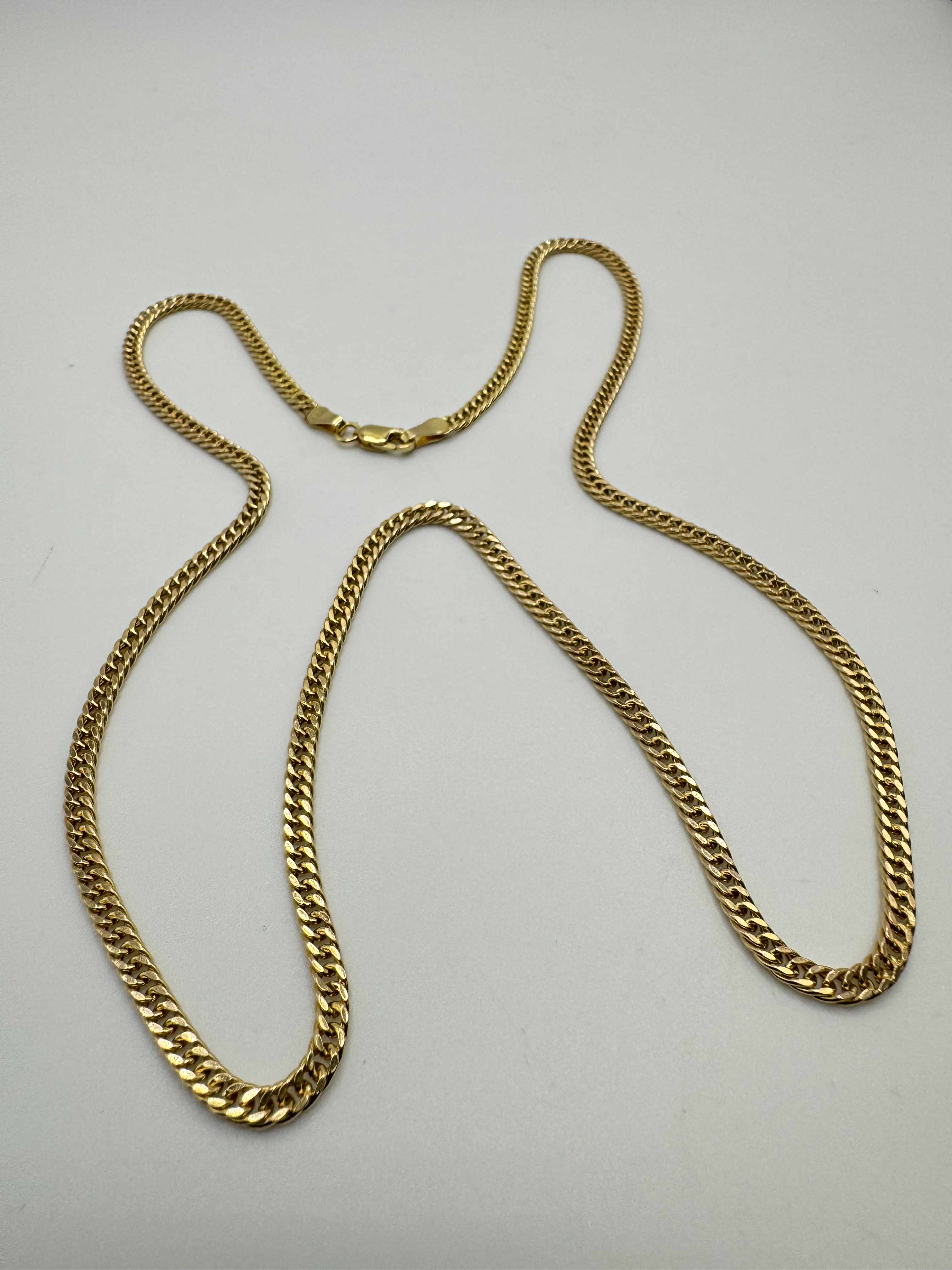 Product photo for 9ct Fine Curb Chain