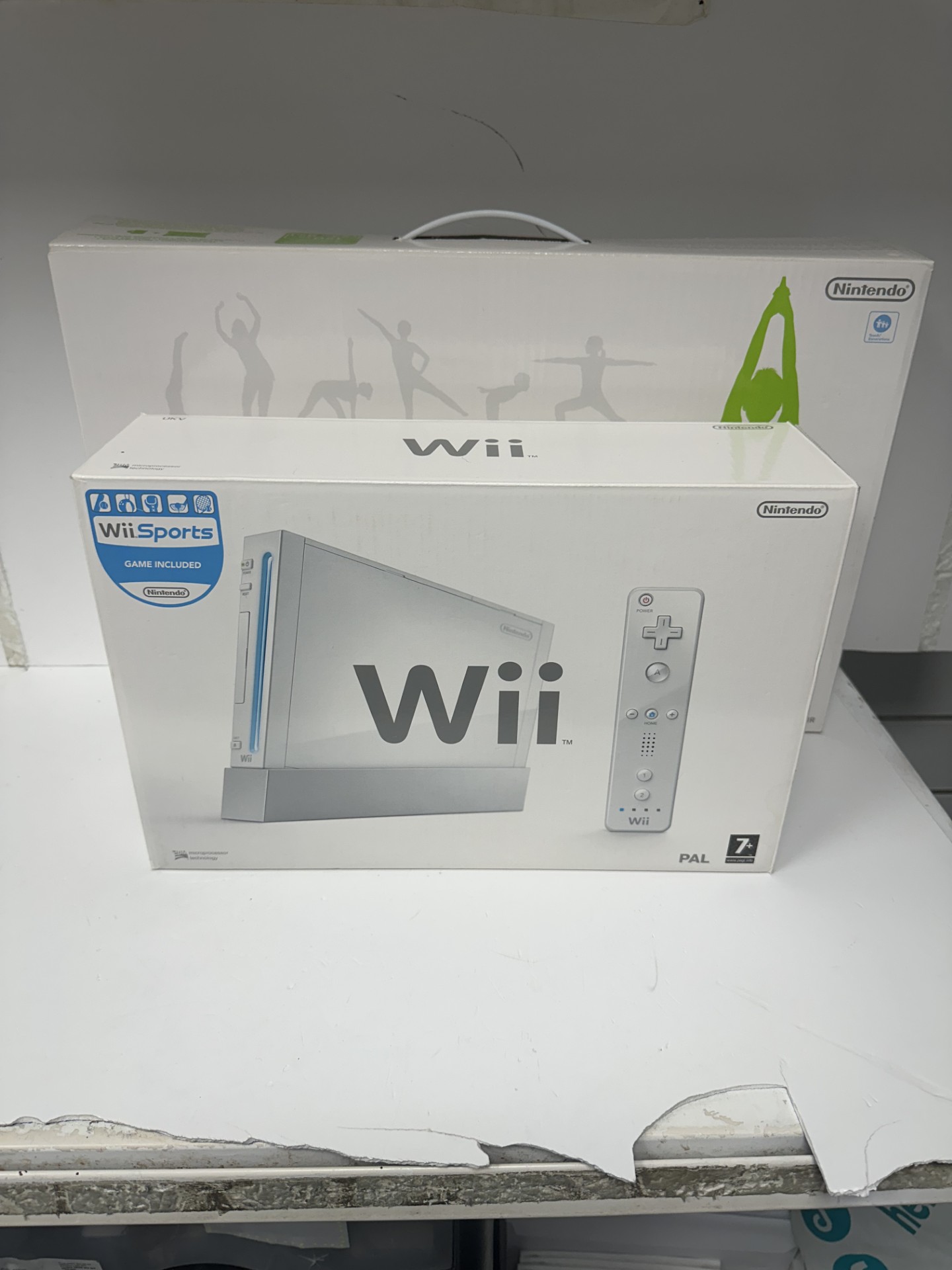 Product photo for NINTENDO WII WHITE TWO CONTROLLERS BOXED WITH FITBOARD