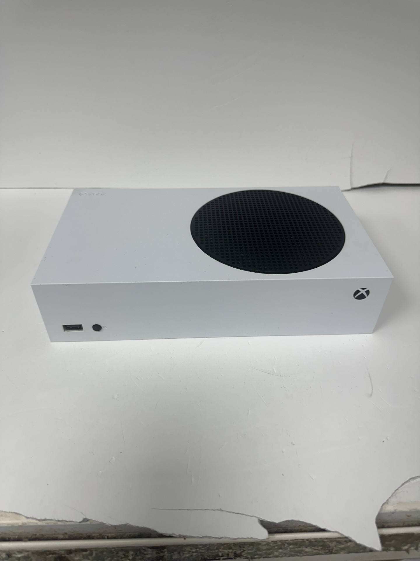 Product photo for xbox series s white unboxed 512gb