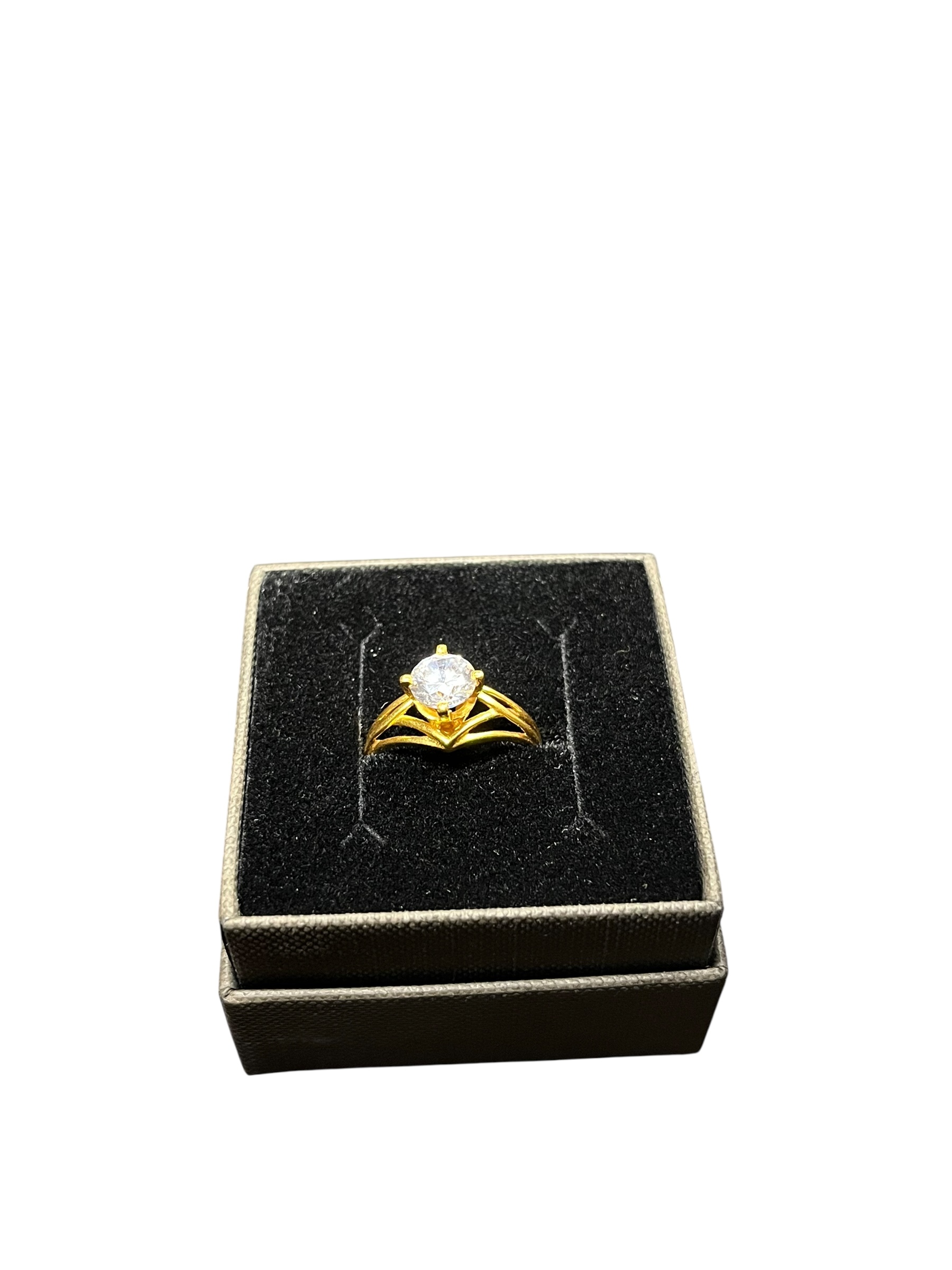 Product photo for 22ct Gold Interweaved CZ Solitaire Style Ring – Size O Used Good Condition