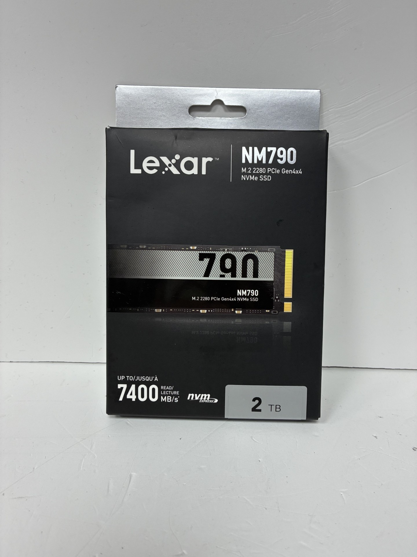 Product photo for lexar nm70 with heatsink 2tb boxed