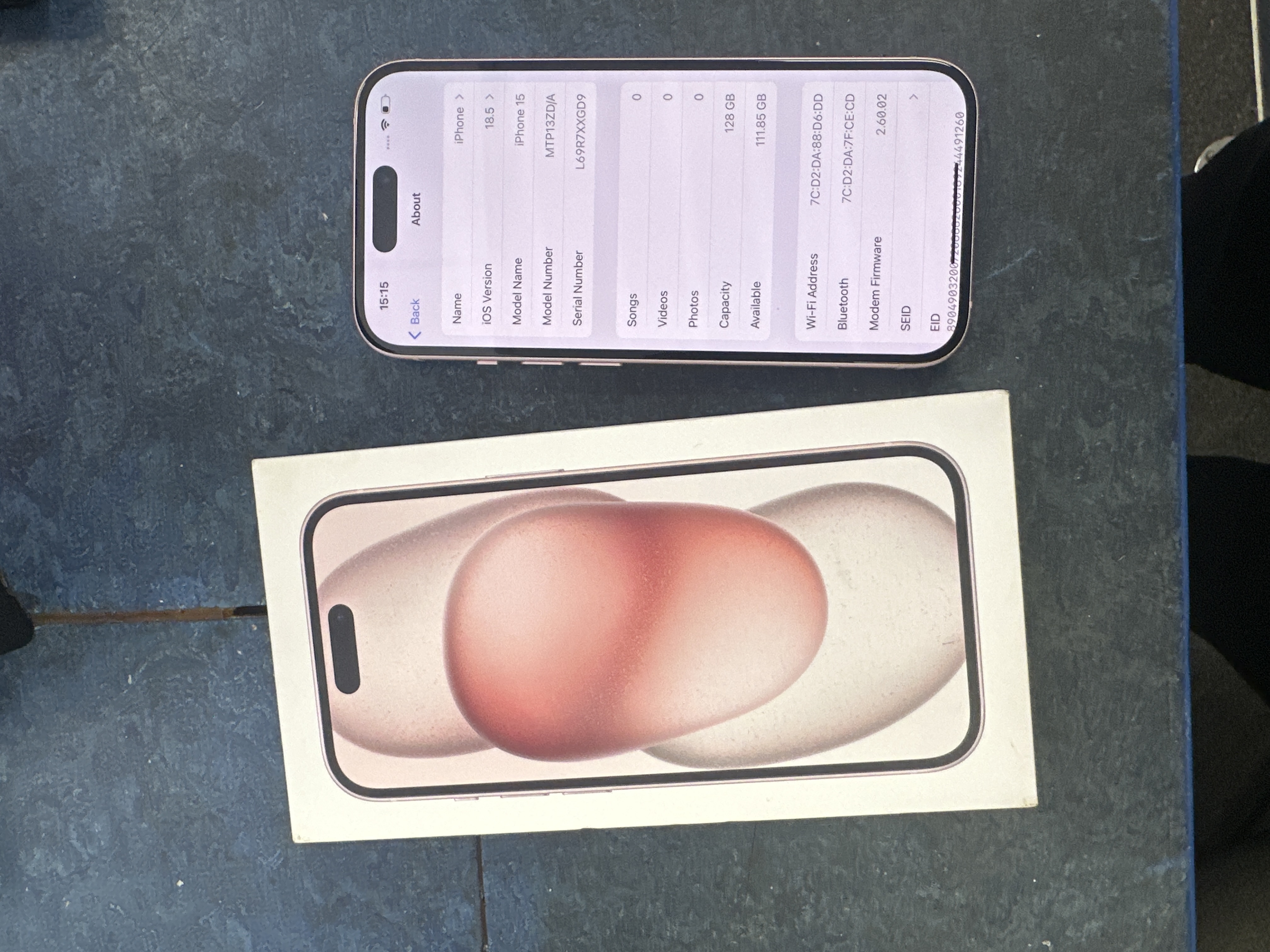 Product photo for Apple iPhone 15 pink 100% battery health
