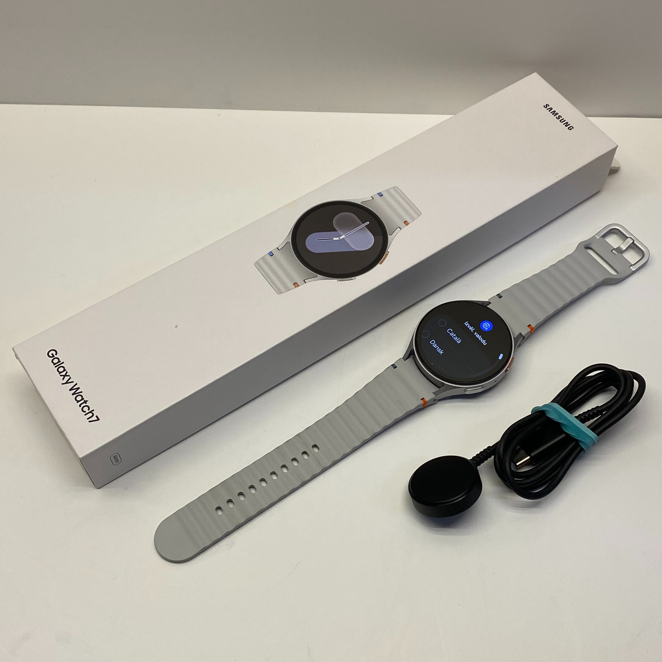 Product photo for Samsung Galaxy Watch7 Model SM-L310 44mm in Silver Boxed