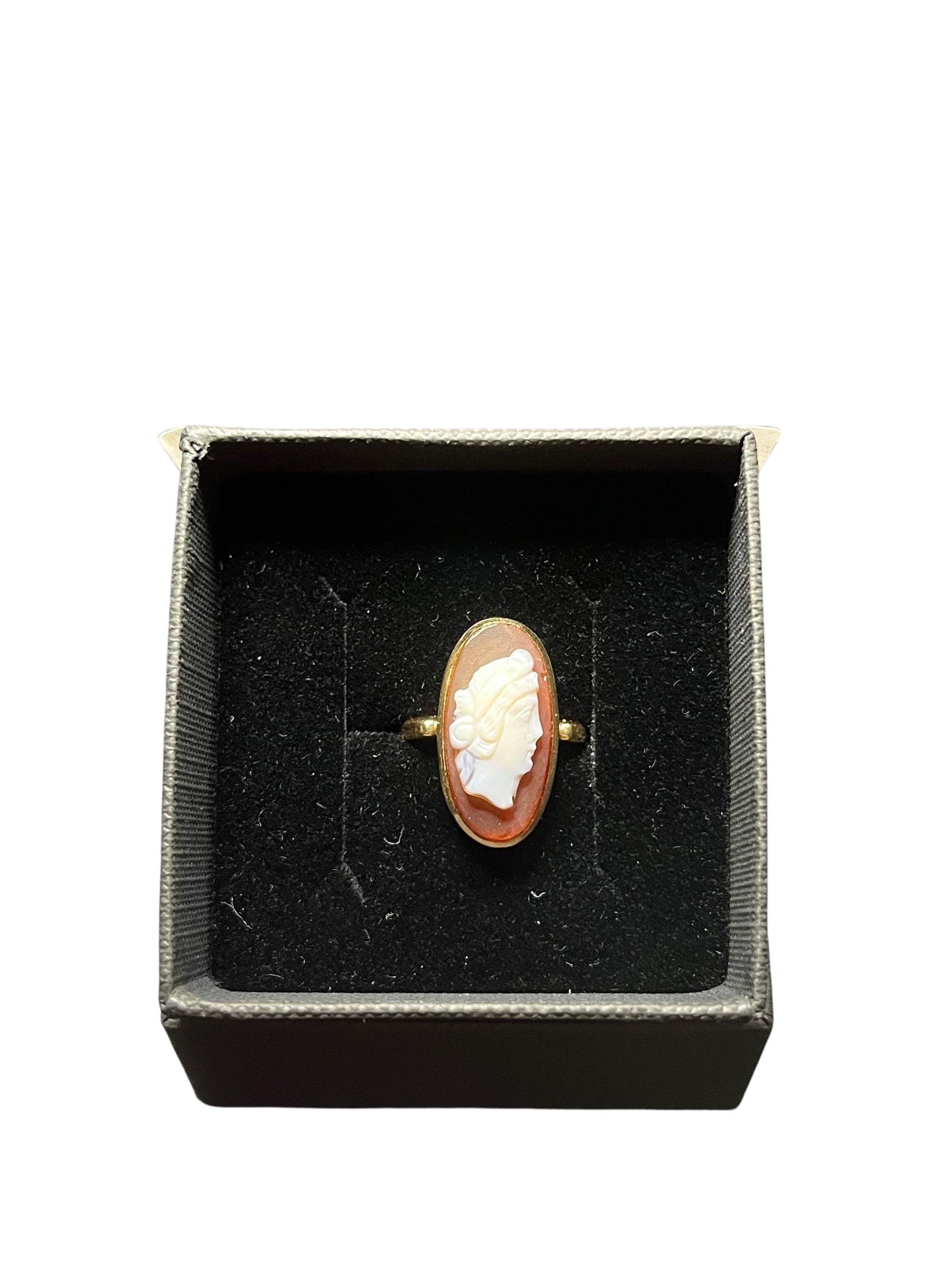 Product photo for 18ct Gold Cameo Ring – Size M Vintage Style
