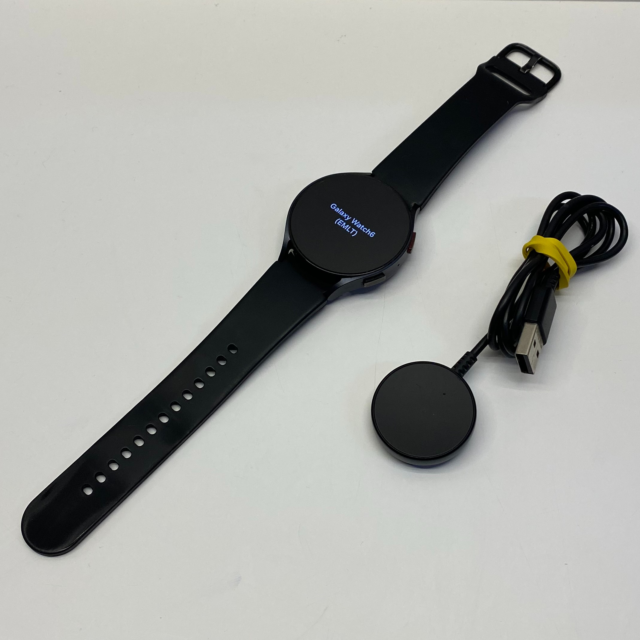 Product photo for Samsung Galaxy Watch6 44mm Model SM-R945F