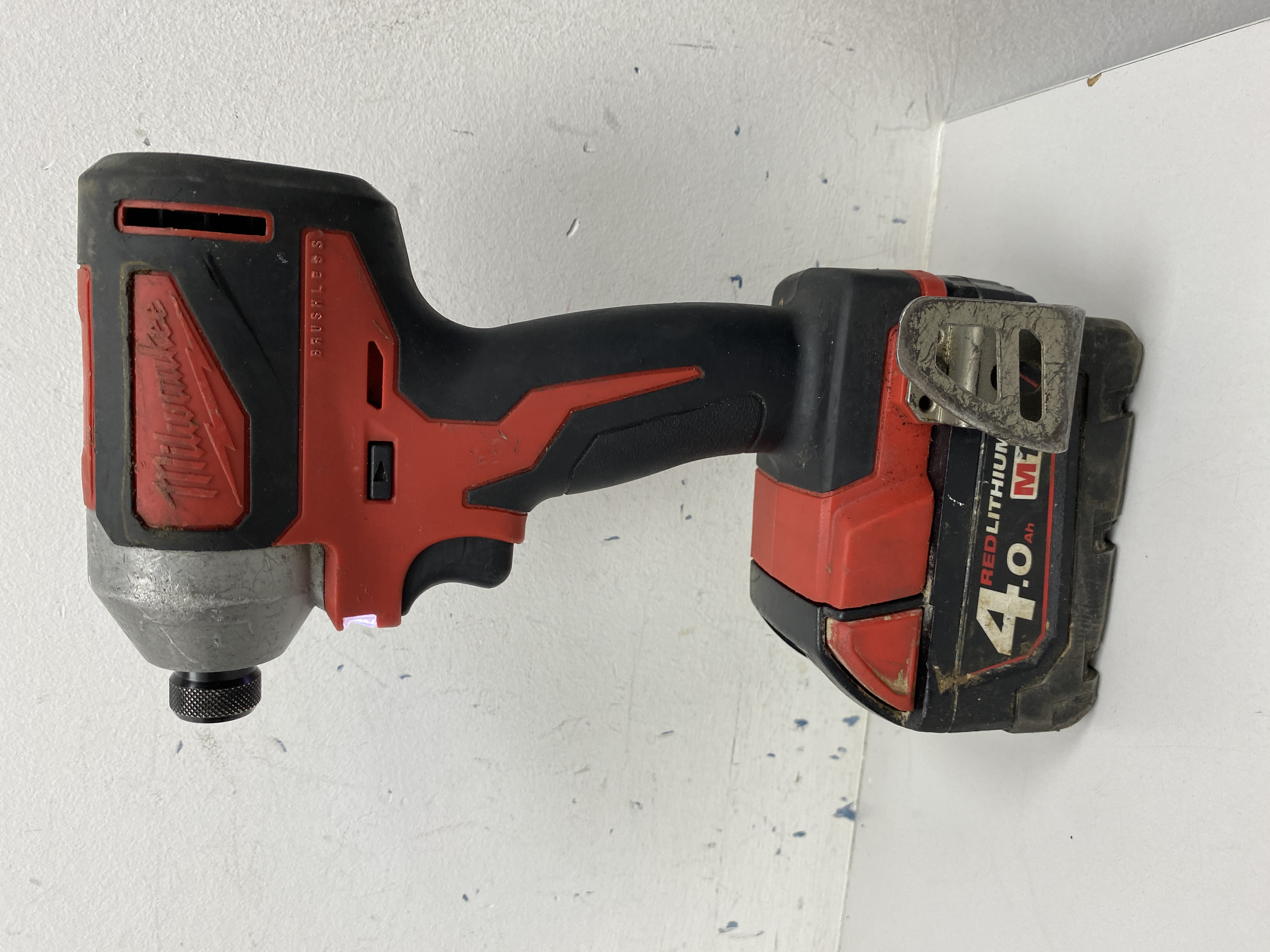 Product photo for milwaukee m18 driver +4.0ah battery
