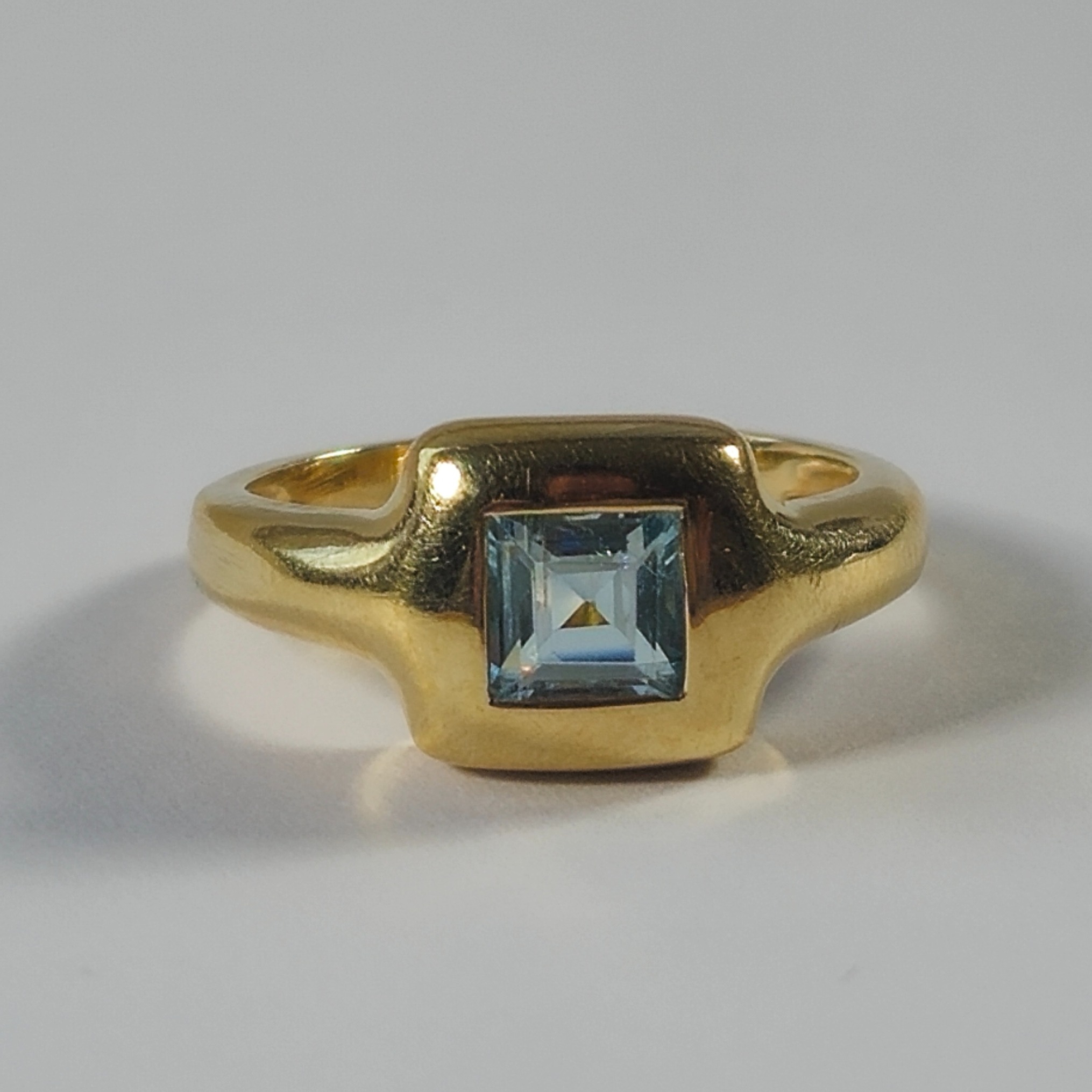 Product photo for 9ct Gold Square Aqua Blue Stone Shape Ring Size K