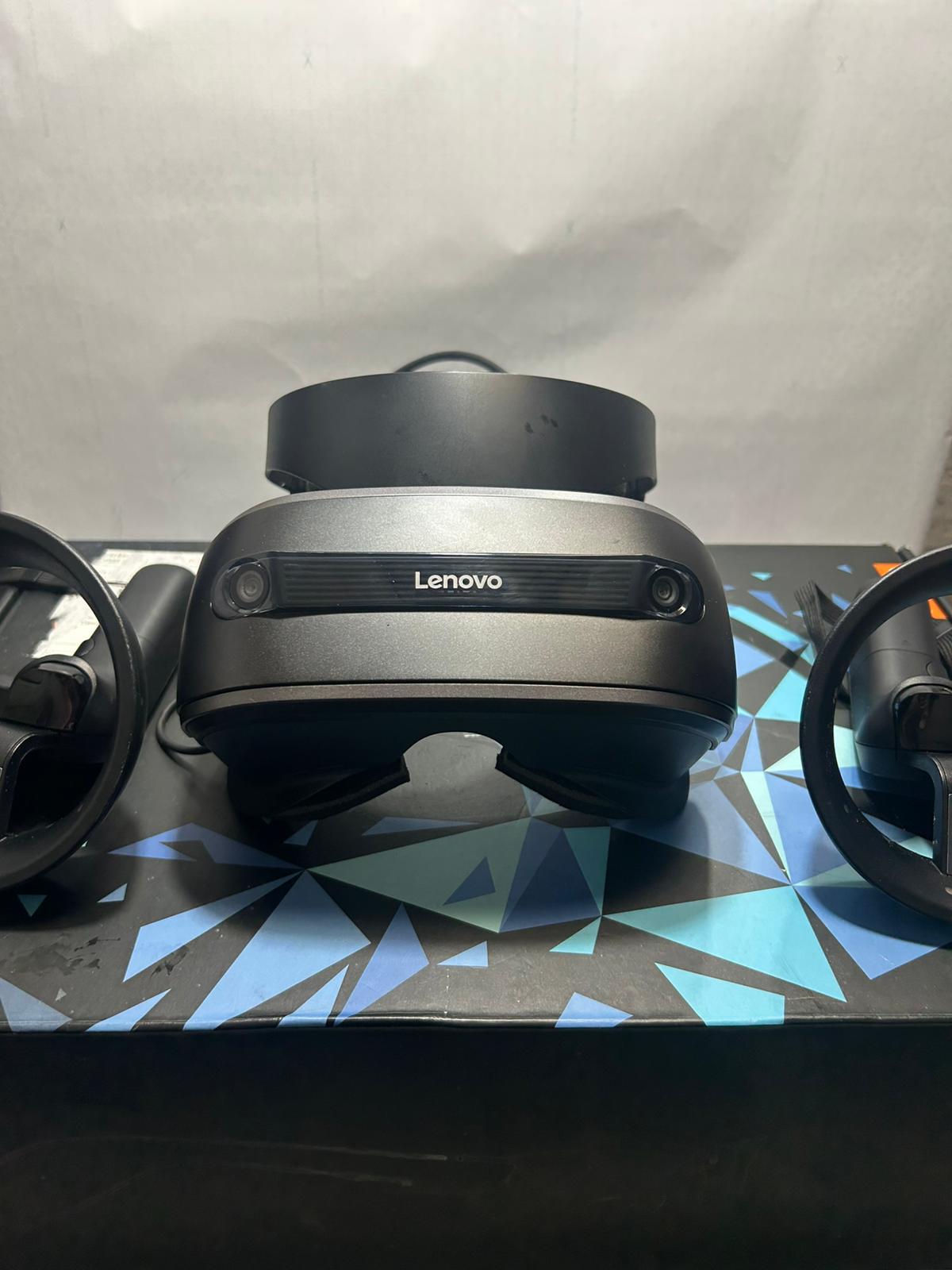 Product photo for Lenovo Explorer with Motion Controller