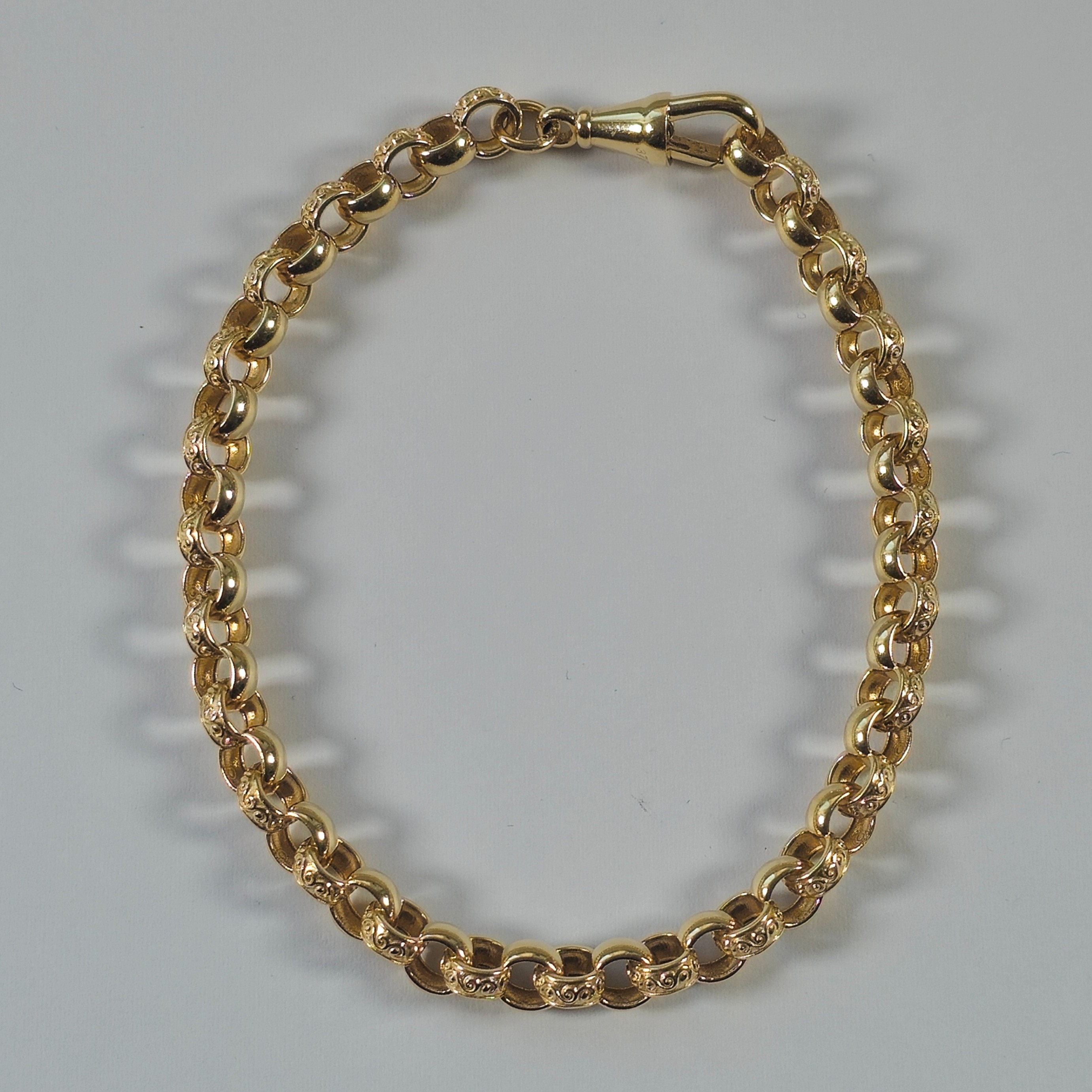 Product photo for 9ct Gold Patterned Belcher Bracelet 7.8