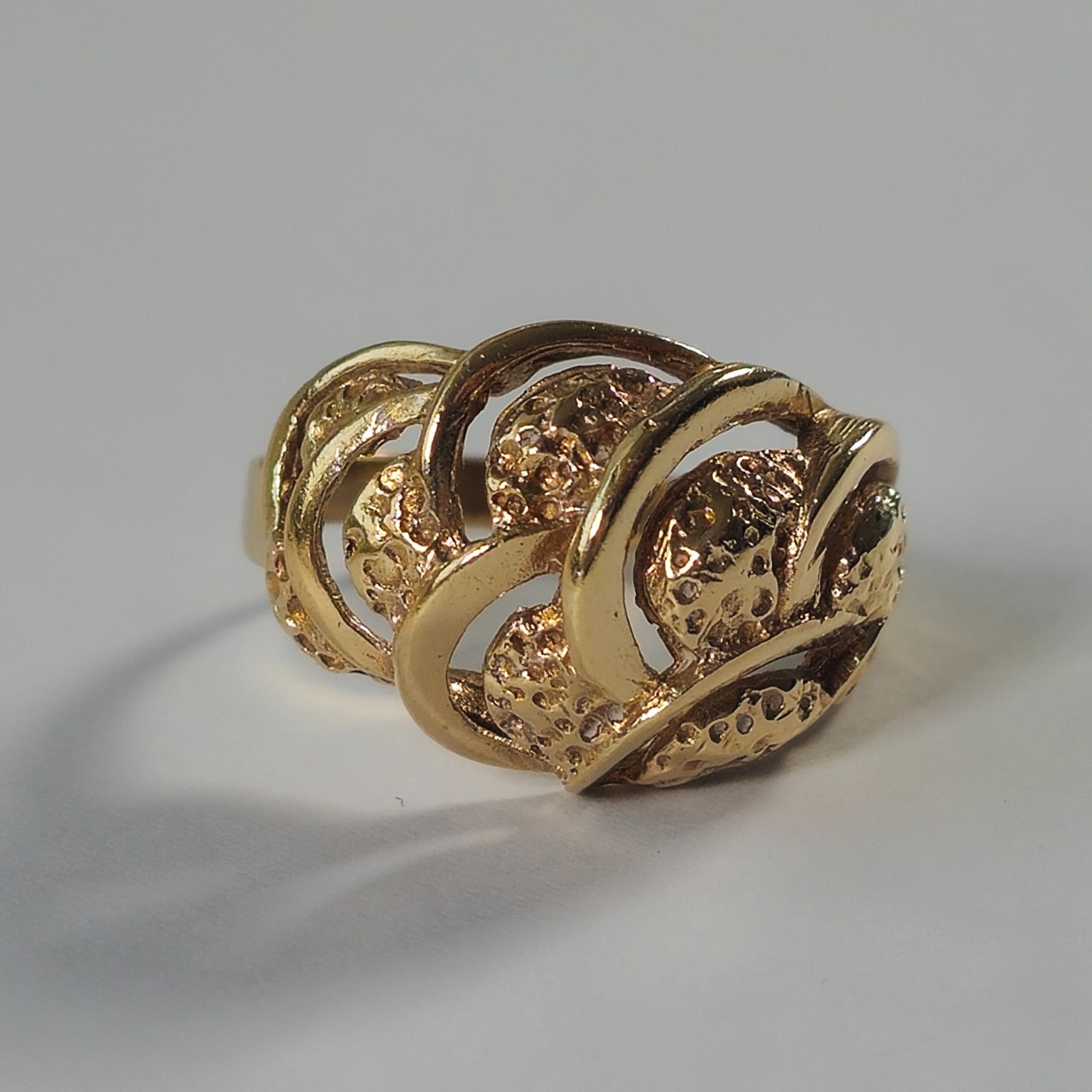 Product photo for 9ct Gold Scallop Dome Style Dress Ring Size S